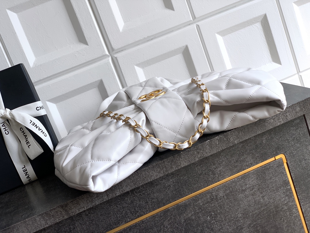 Chanel Female Basic Bag Sheepskin Black Waterproof L