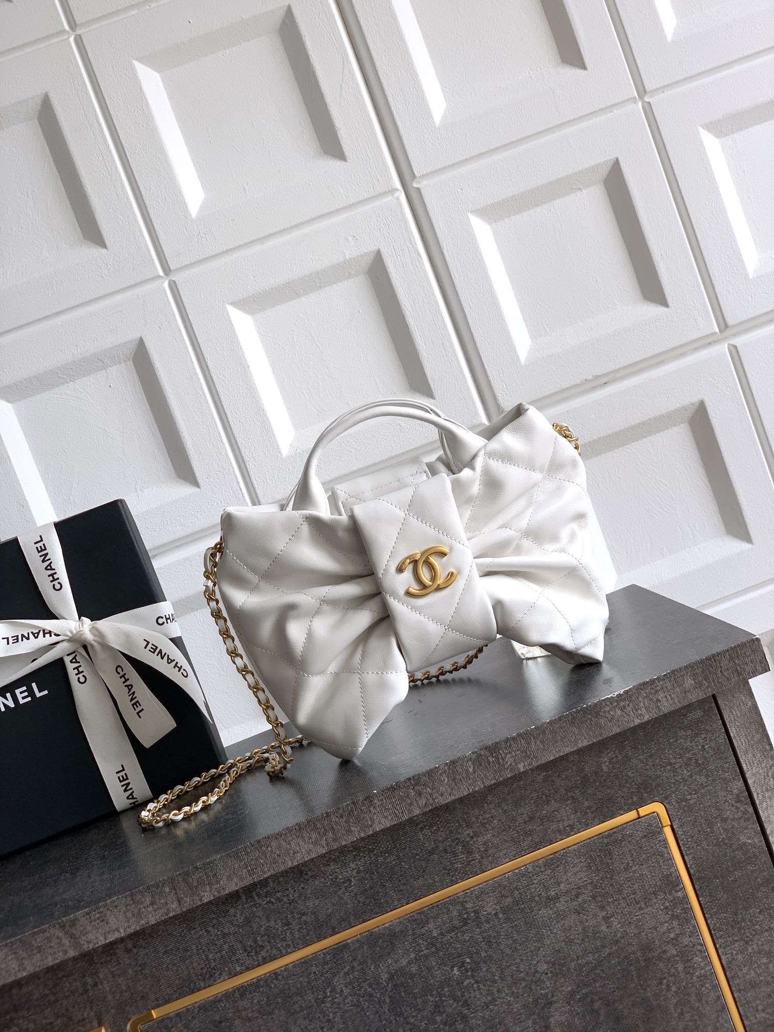 Chanel Female Basic Bag Sheepskin Black Waterproof M-l