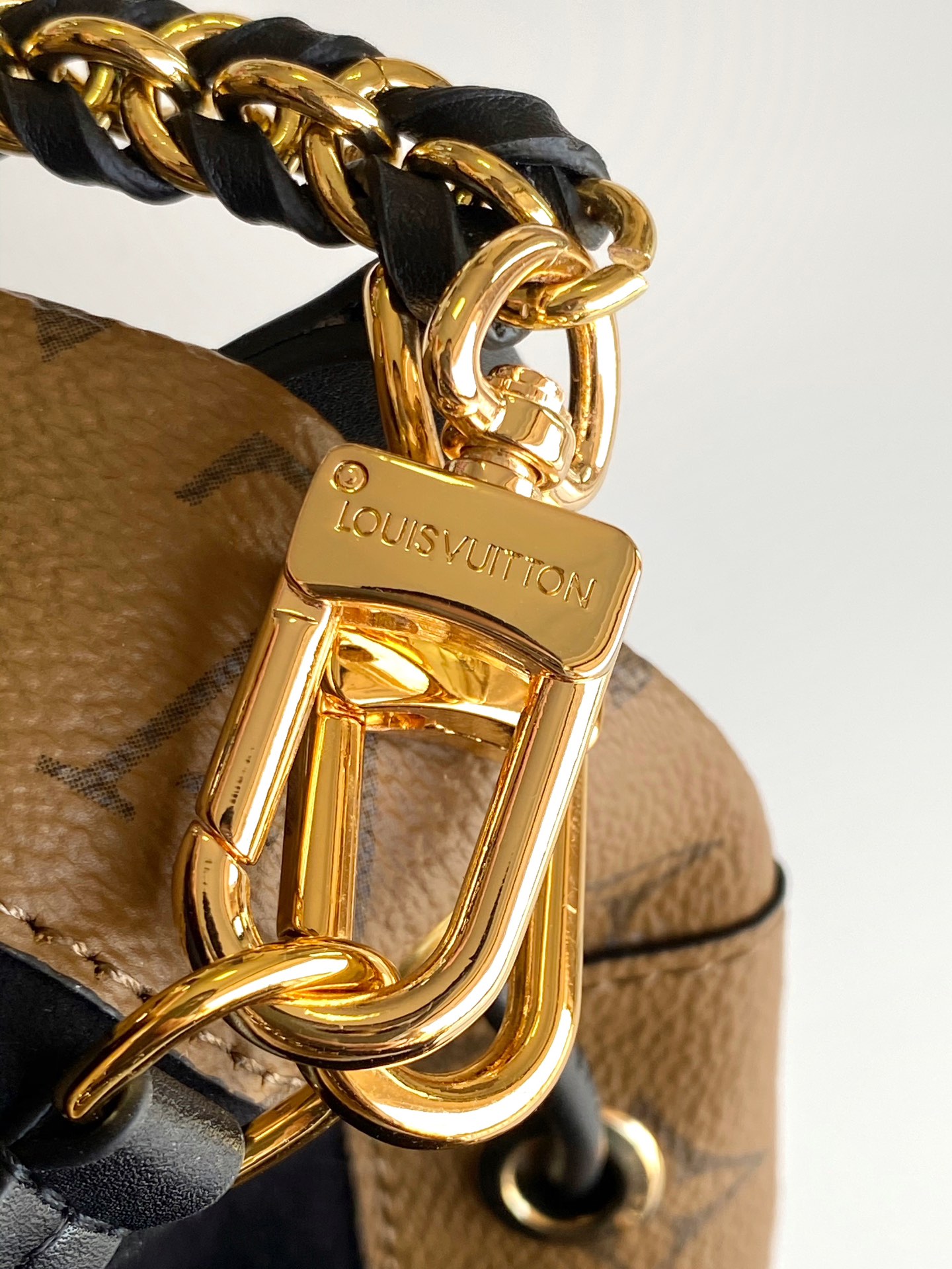 Louis Vuitton Basic Bag Cow Leather M-s