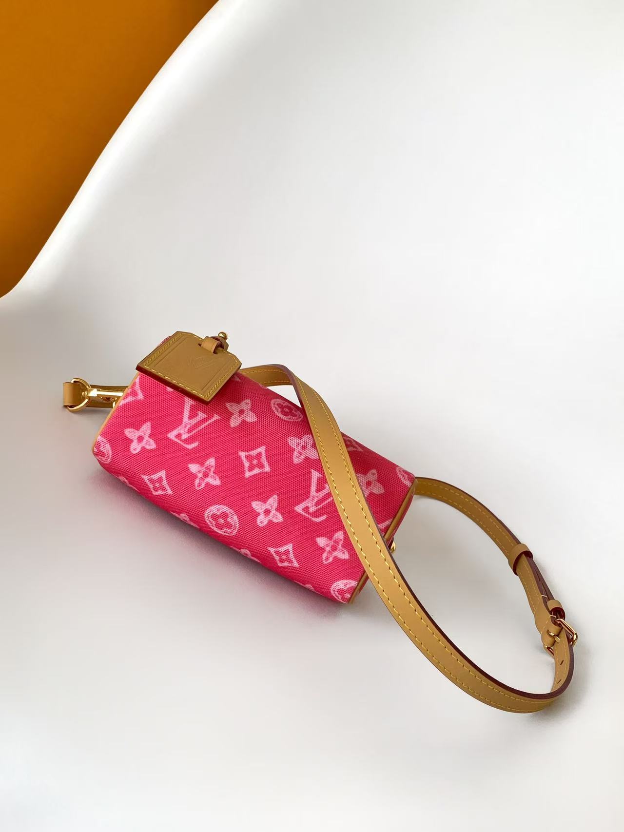 Louis Vuitton Basic Bag Cow Leather Blue M-s