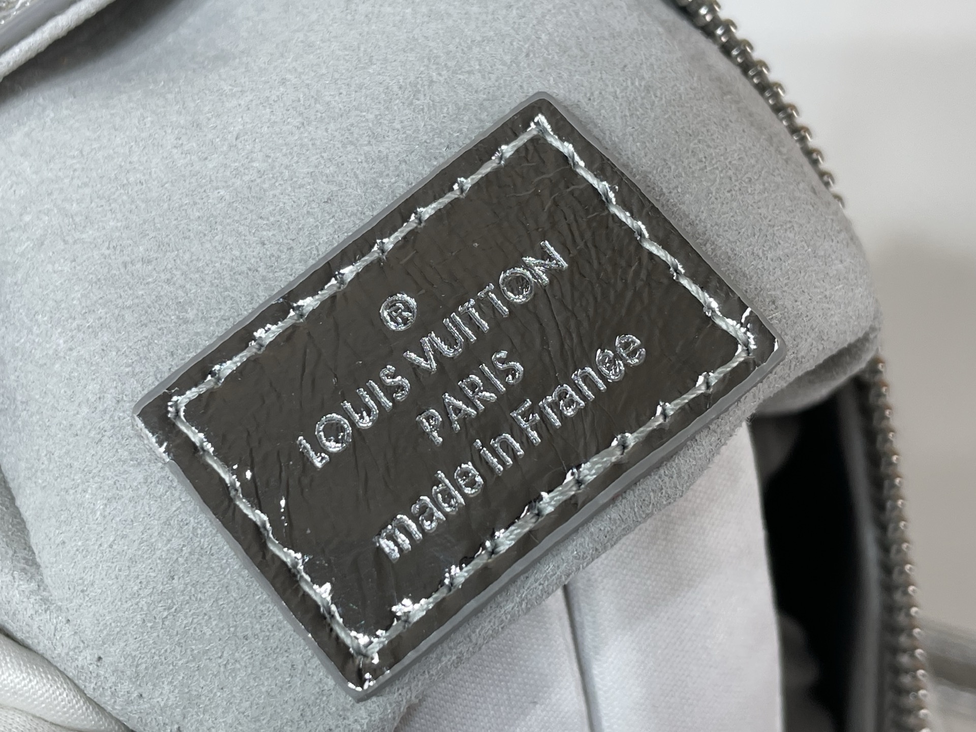 Louis Vuitton Basic Bag Silver M-l-s