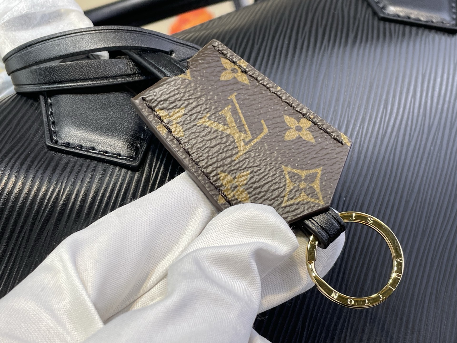 Louis Vuitton Basic Bag Canvas Black M-30cm-s