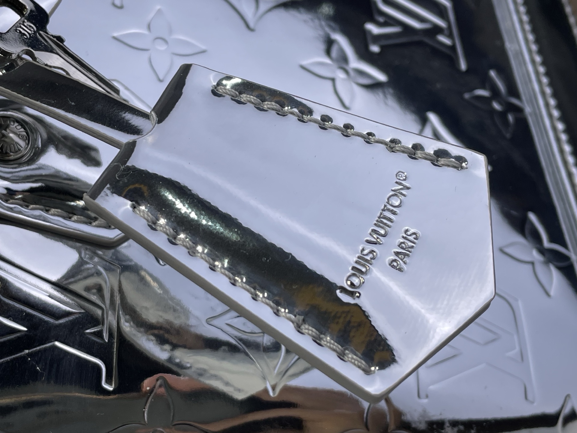 Louis Vuitton Basic Bag Canvas Silver M-l