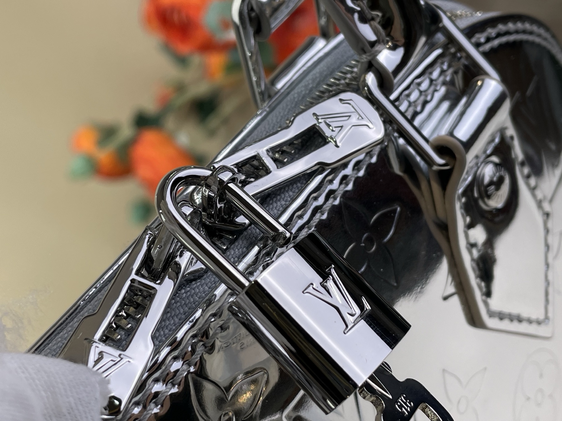 Louis Vuitton Basic Bag Canvas Silver M-l