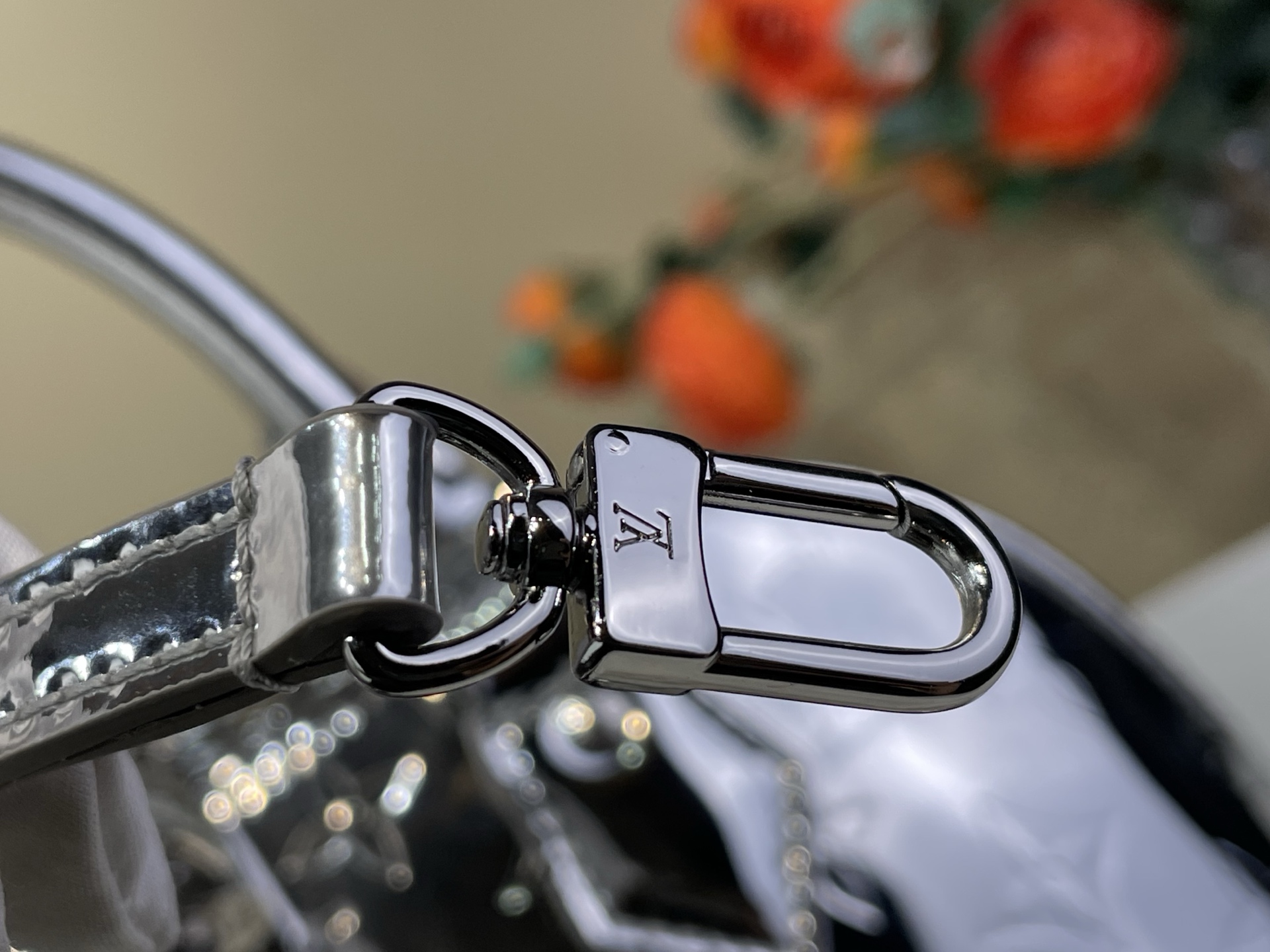 Louis Vuitton Basic Bag Canvas Silver M-l