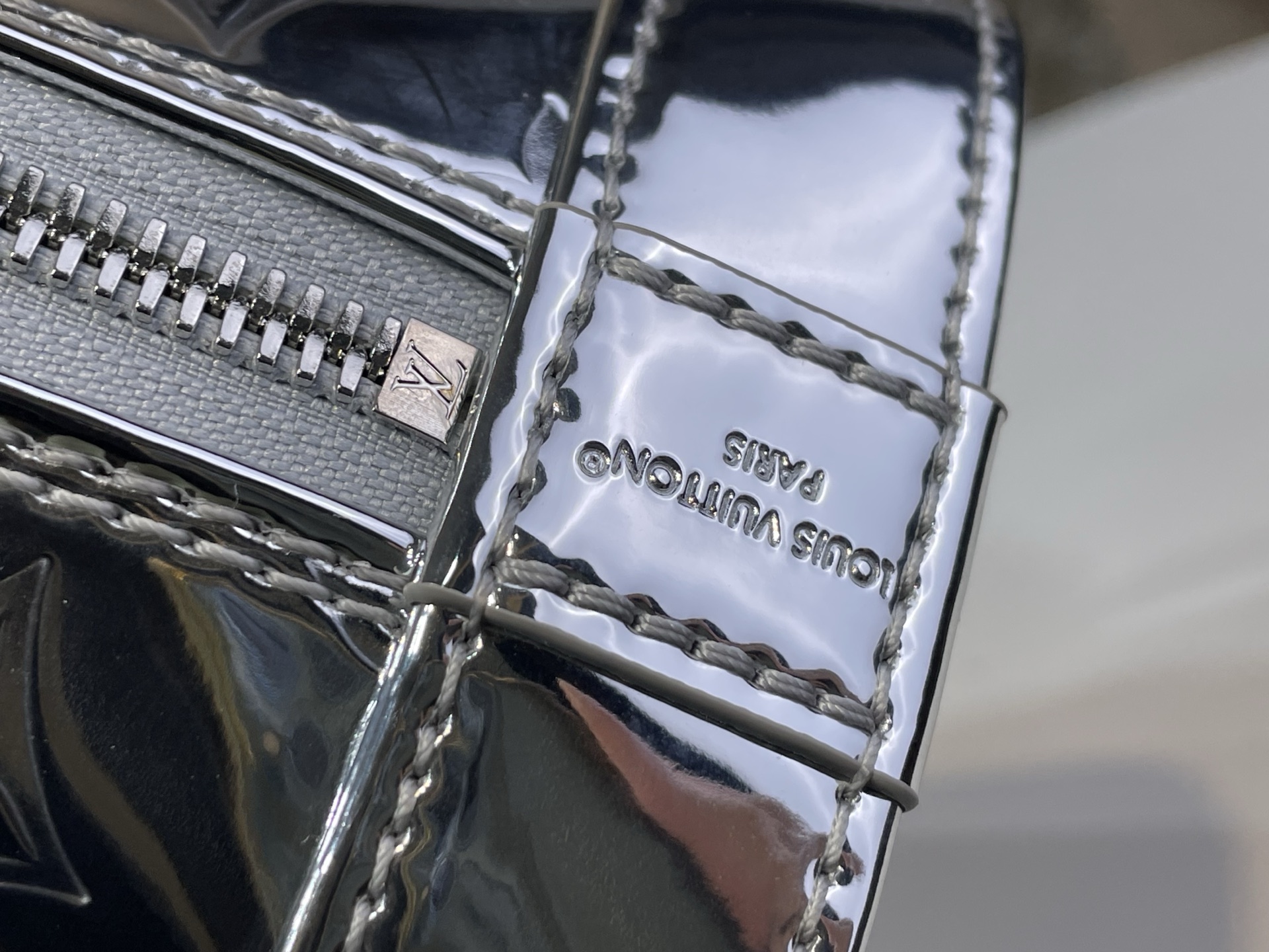 Louis Vuitton Basic Bag Canvas Silver M-l