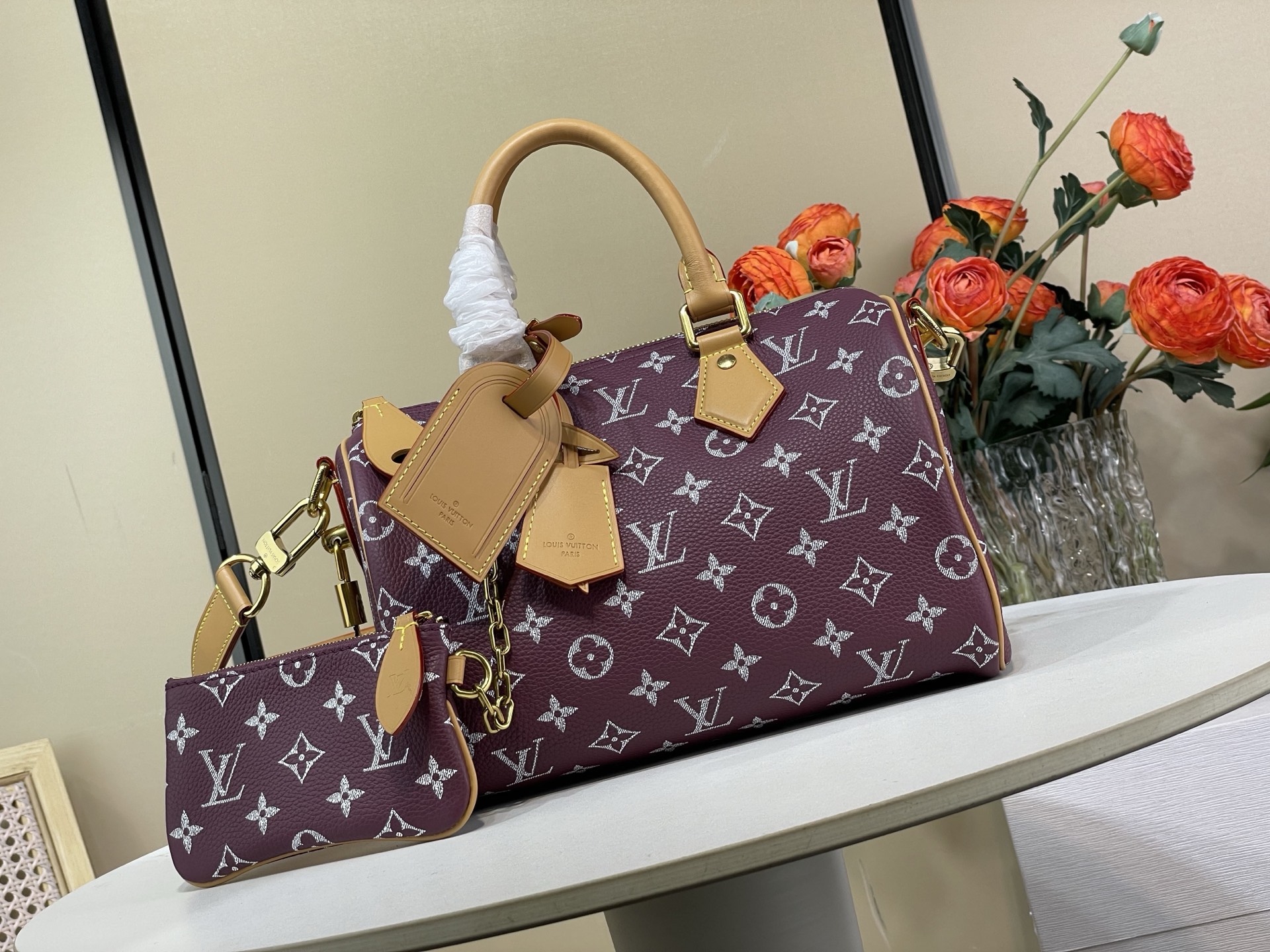 Louis Vuitton Basic Bag Cow Leather M-l-s