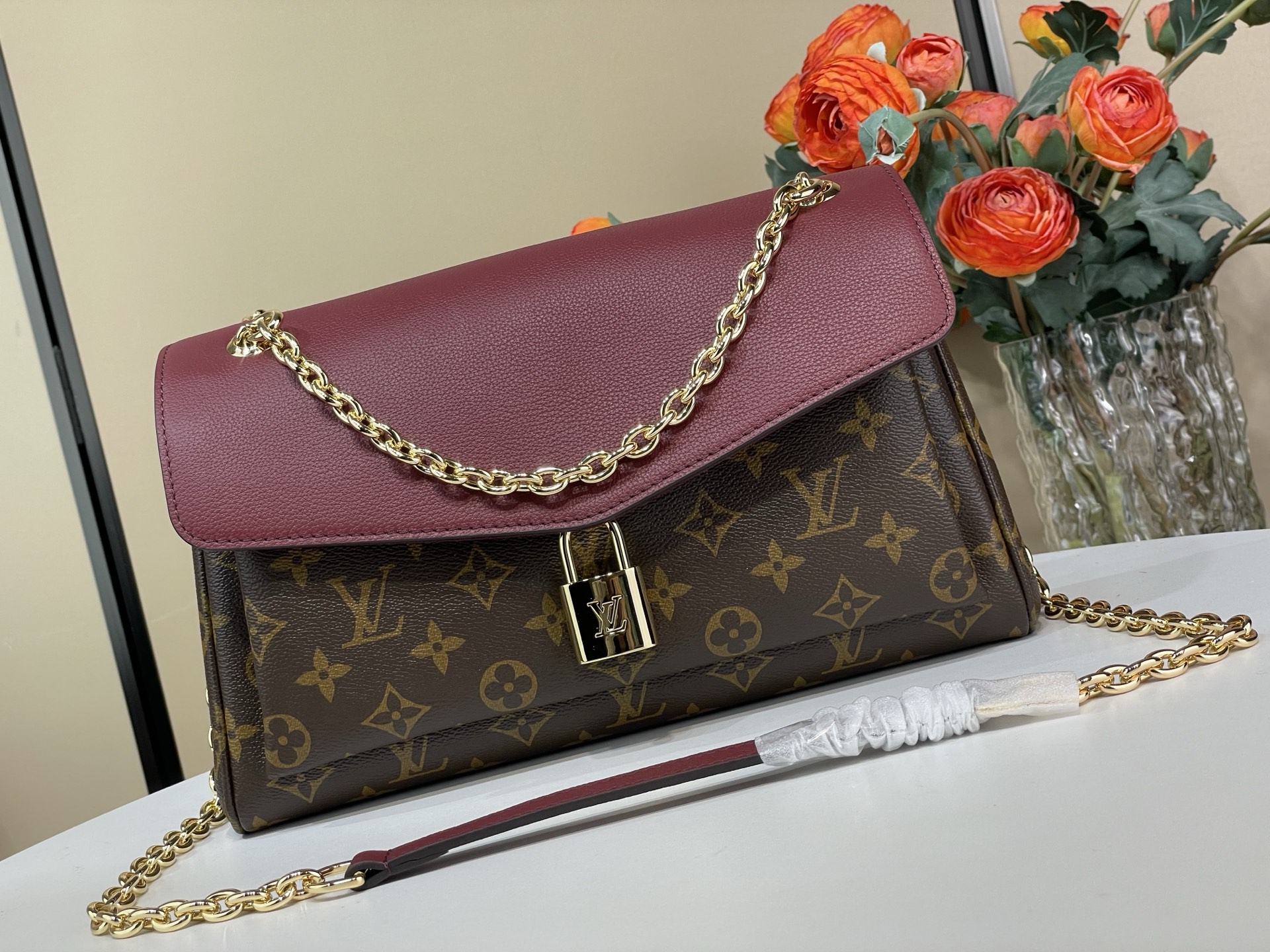 Louis Vuitton Basic Bag Canvas Black M-l-s