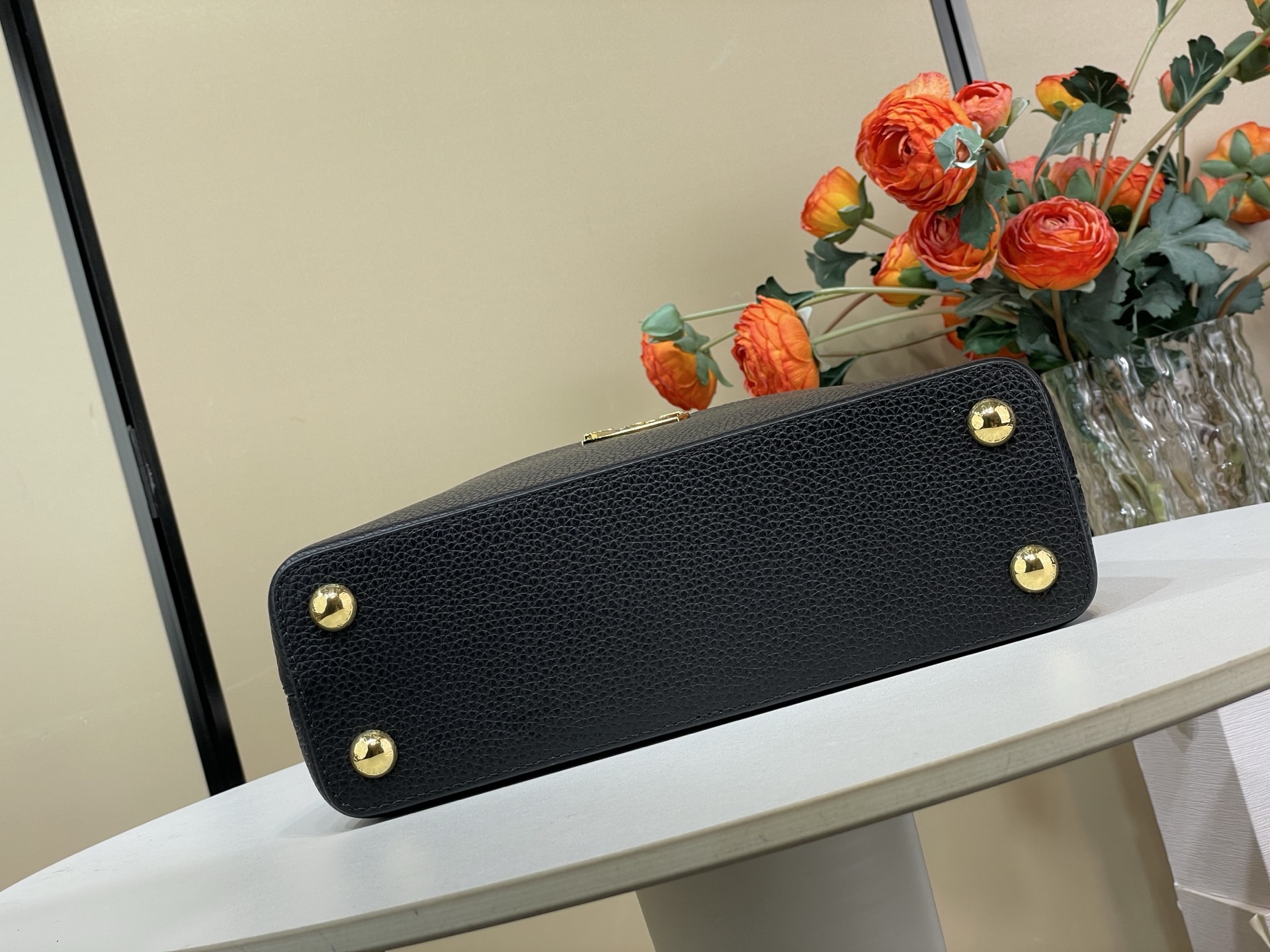 Ysl Basic Bag Black M-l-s