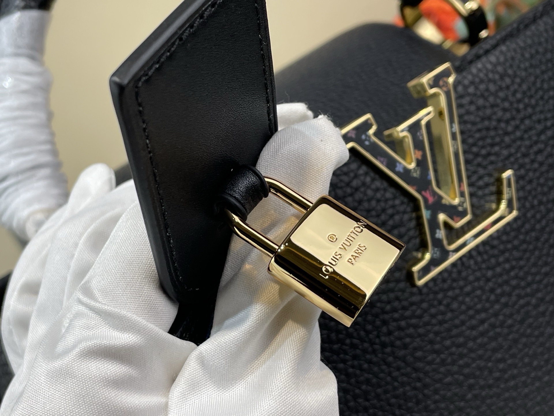 Ysl Basic Bag Black M-l-s