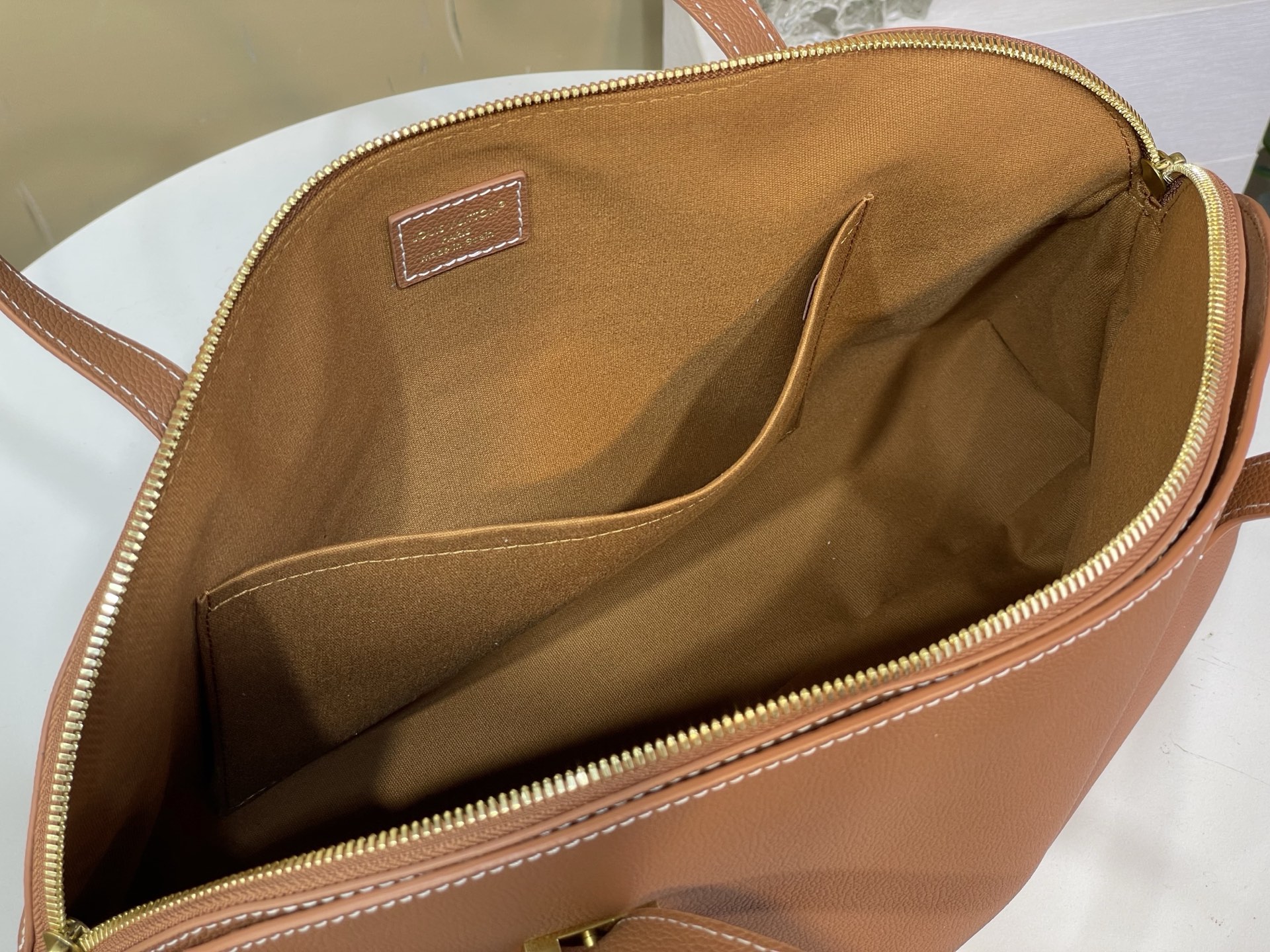 Louis Vuitton Basic Bag Cow Leather Black Large Capacity M-l-s