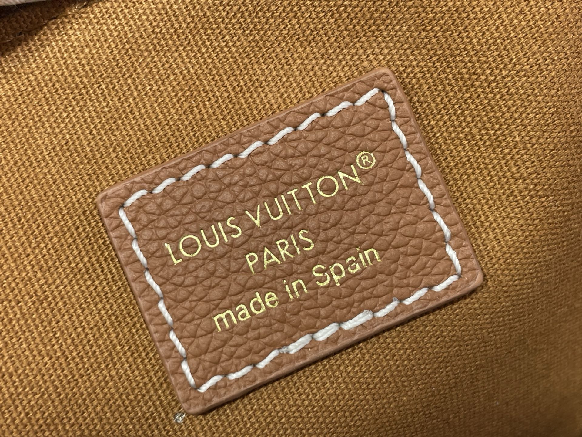 Louis Vuitton Basic Bag Cow Leather Black Large Capacity M-l-s