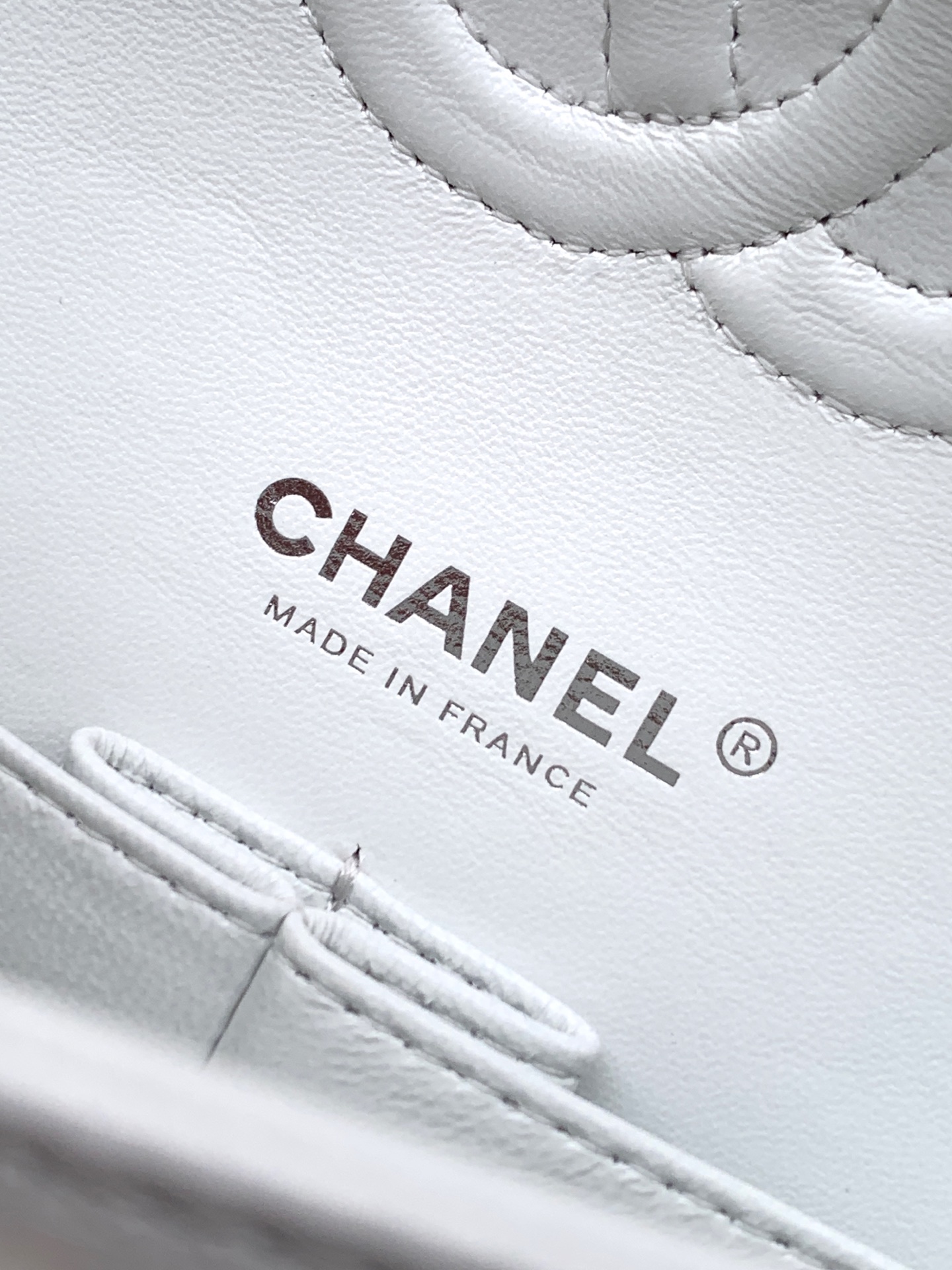 Chanel Basic Bag 23cm-25cm-m-l