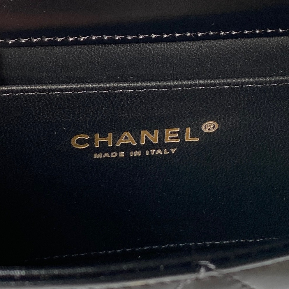 Chanel Male Basic Bag M-l-s