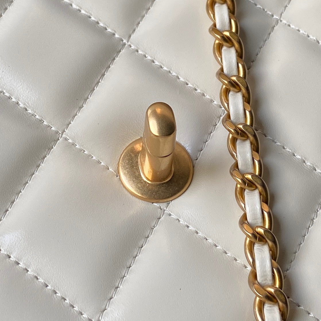 Chanel Male Basic Bag M-l-s