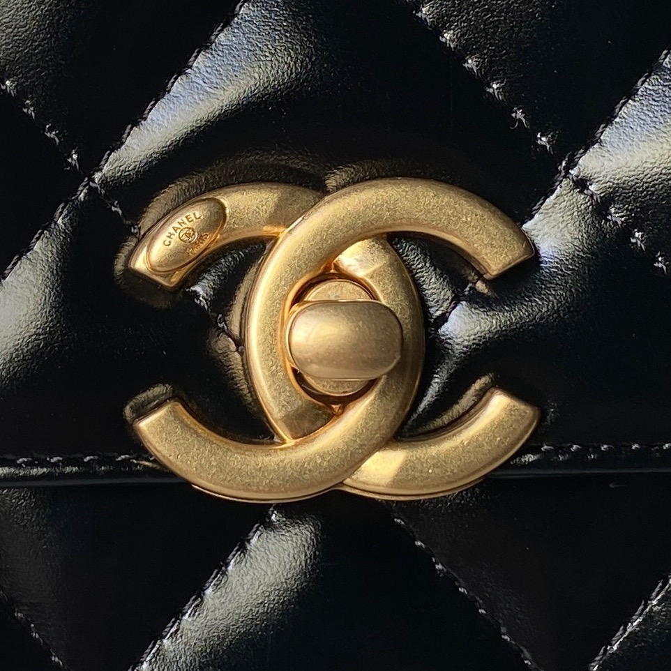 Chanel Male Basic Bag M-l-s
