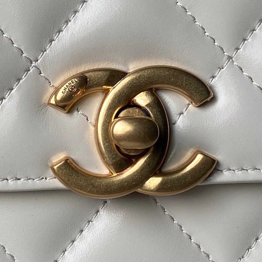 Chanel Male Basic Bag M-l-s