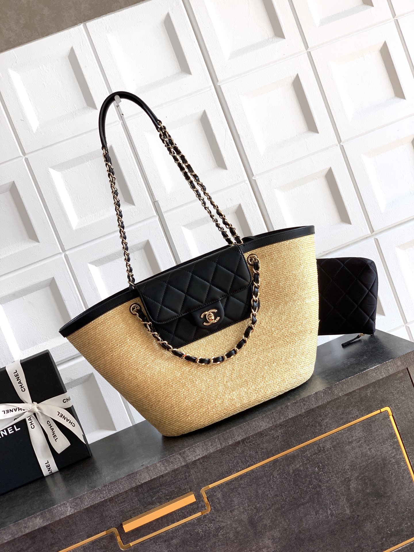 Chanel Tote Bag 13cm-18cm-l