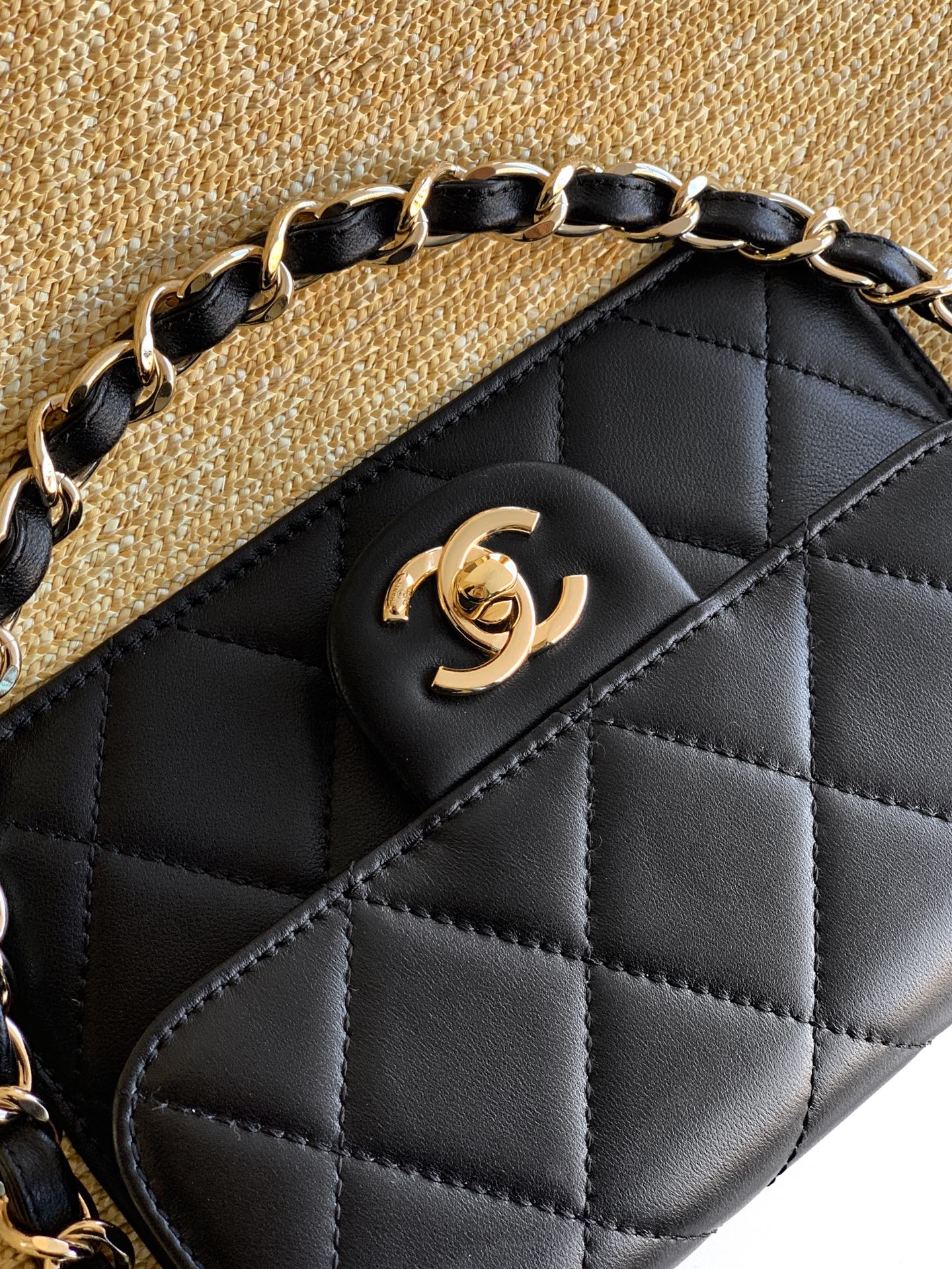 Chanel Tote Bag 13cm-18cm-l