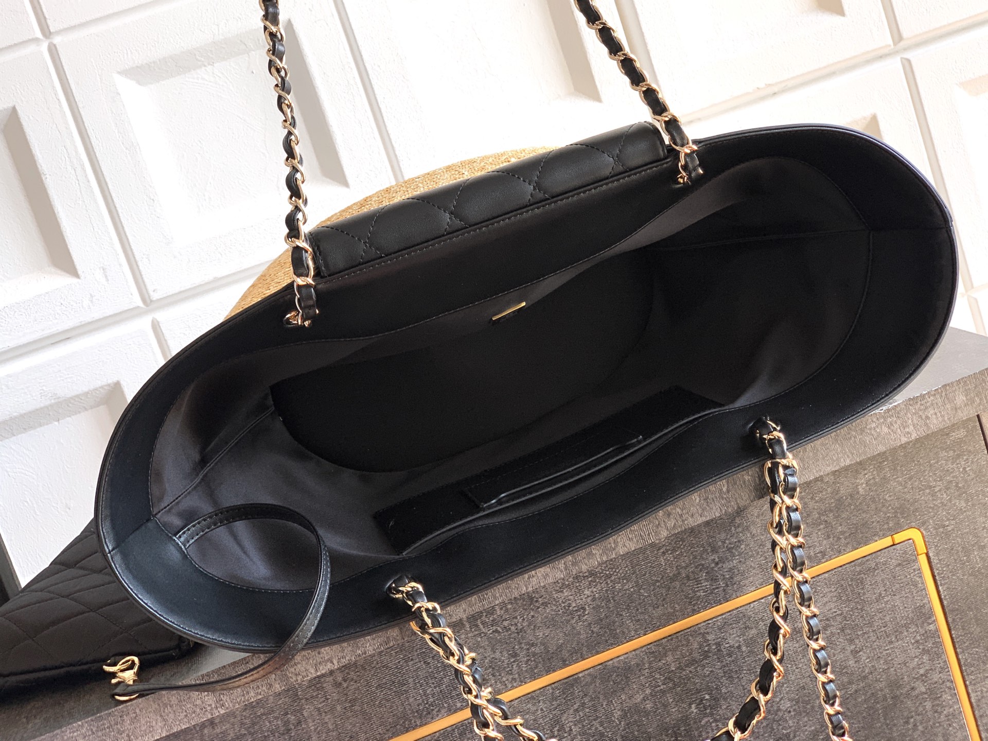 Chanel Tote Bag 13cm-18cm-l