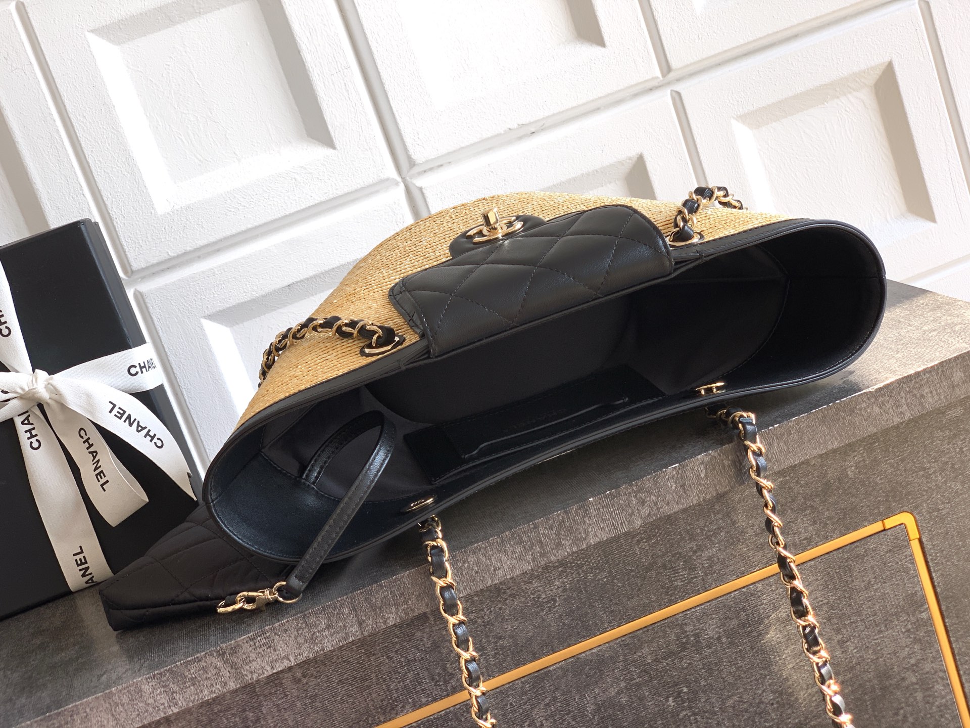 Chanel Tote Bag 13cm-18cm-l