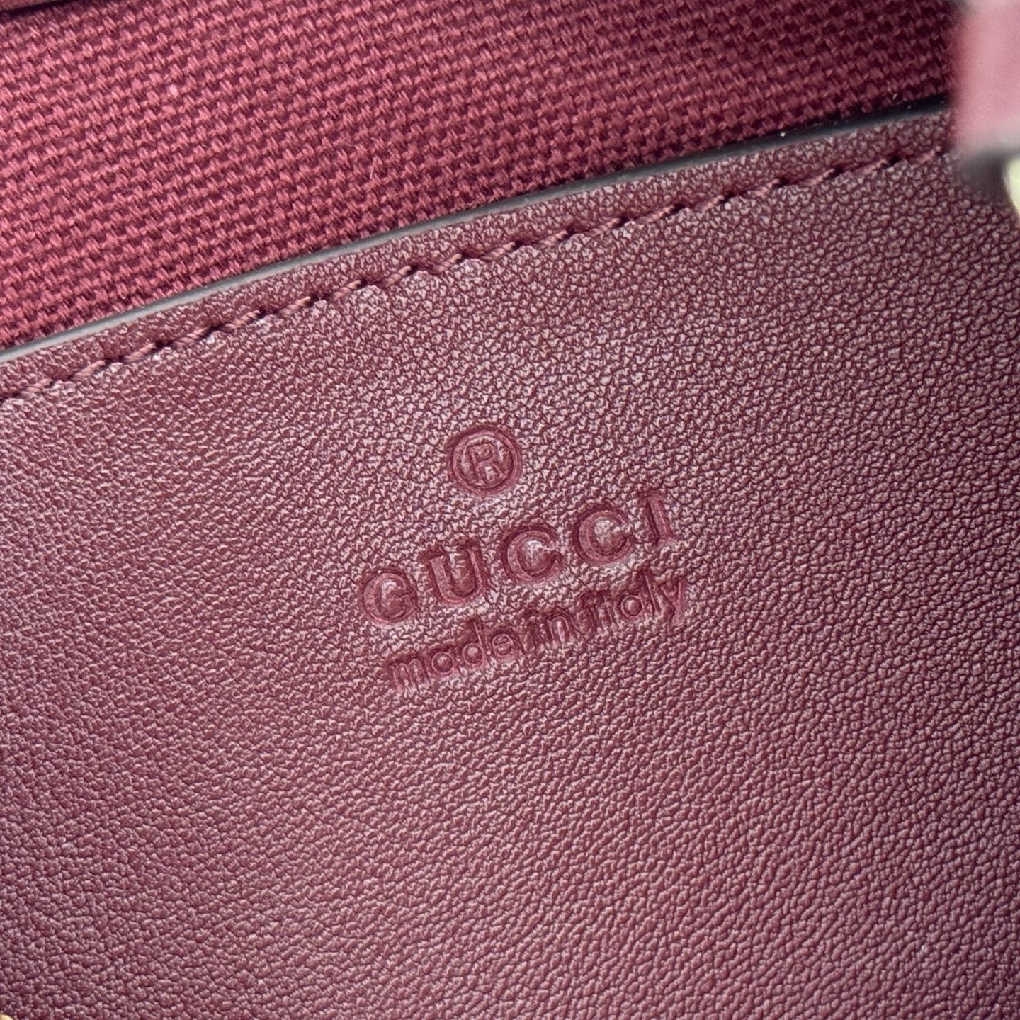 Gucci Shoulder Bag Gold M-l-s