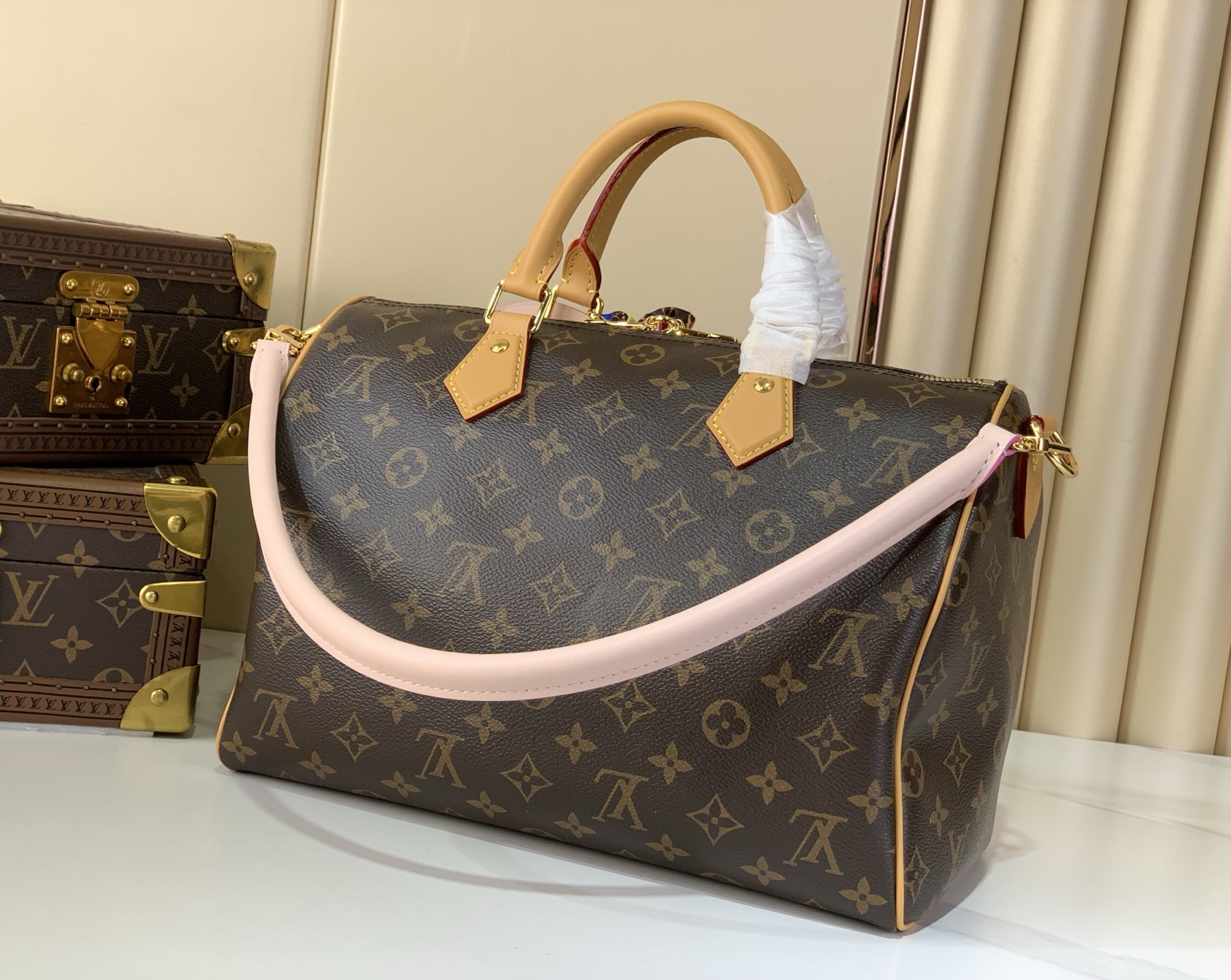 Louis Vuitton Basic Bag Canvas Black M-s