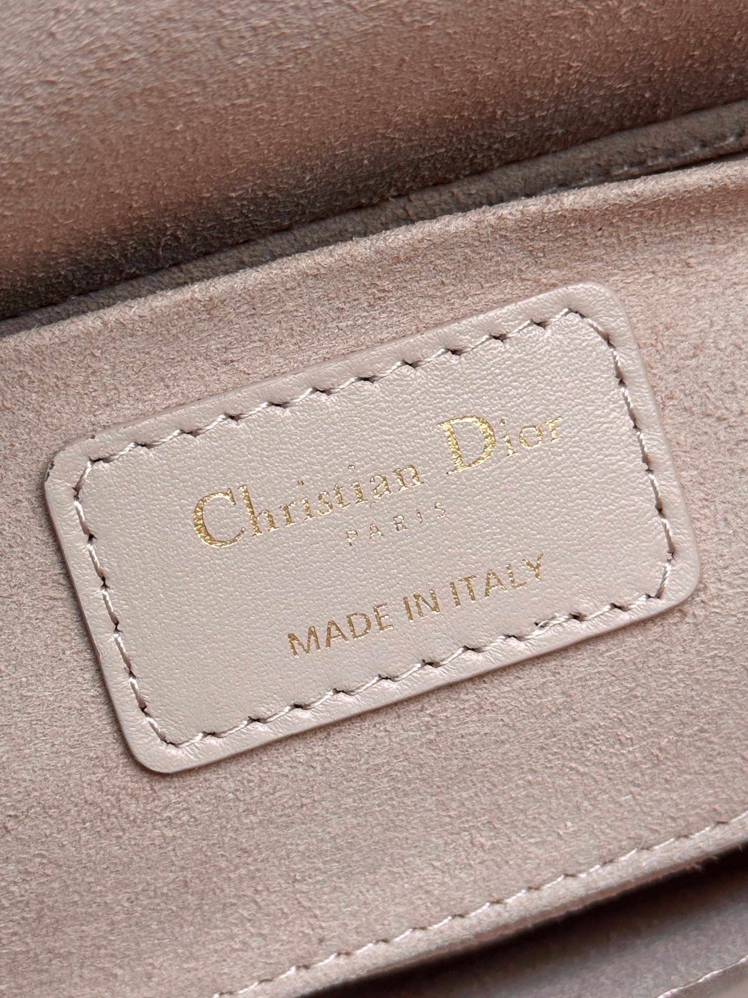 Dior Female Basic Bag Sheepskin Pink M-l