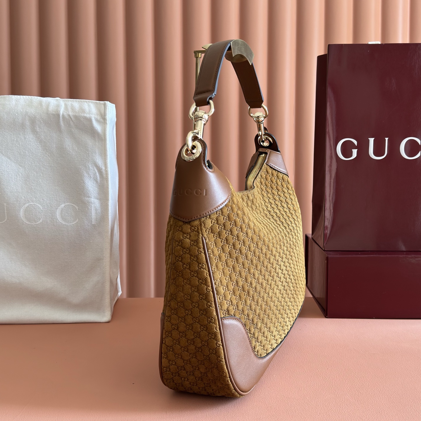 Gucci Basic Bag Brown