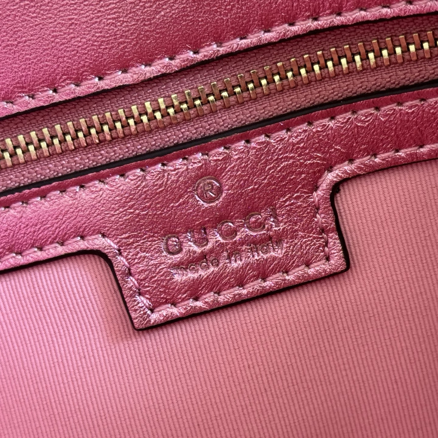 Gucci Basic Bag Sheepskin Silver M-l-s