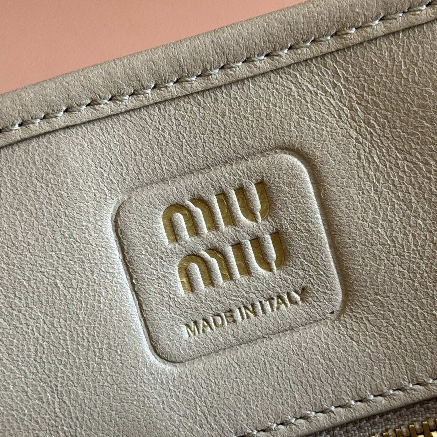 Miu Miu Basic Bag Gold M-10cm