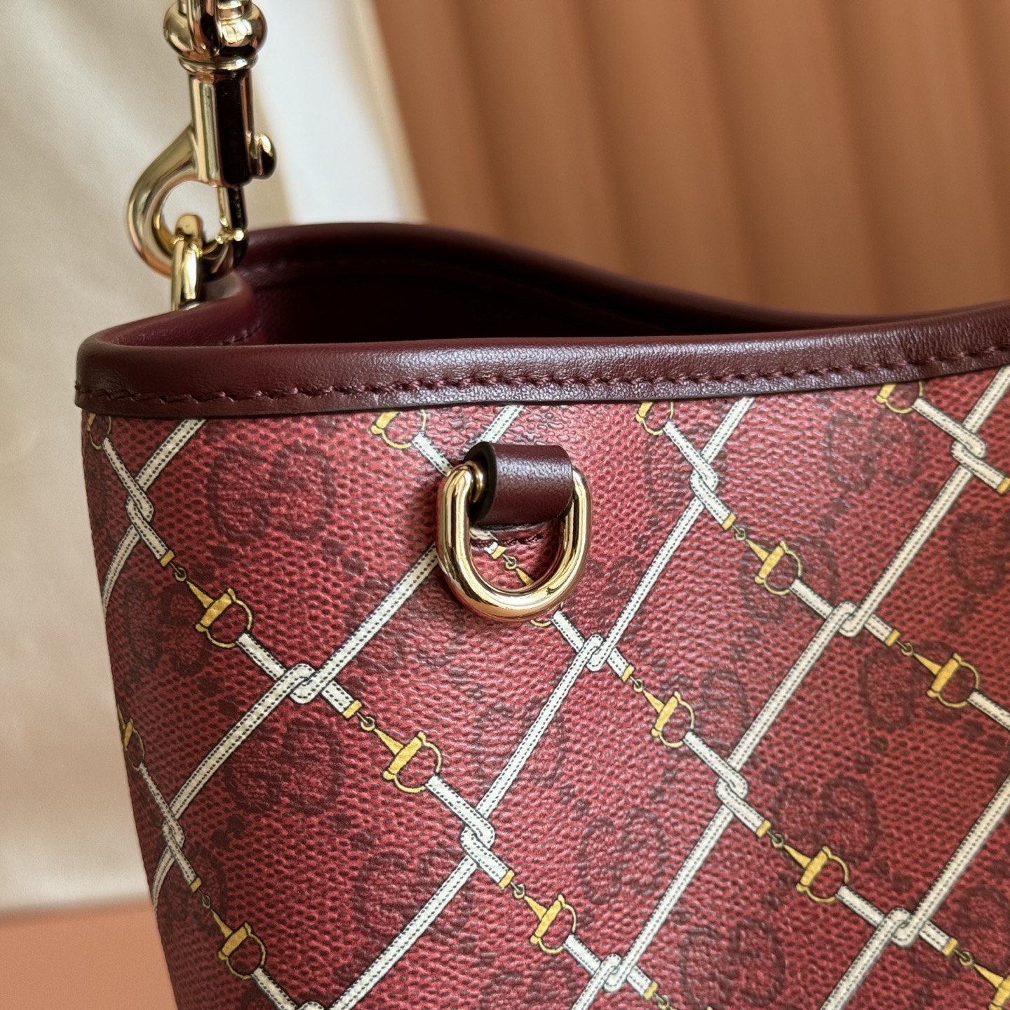 Gucci Bucket Bag Gold M-l