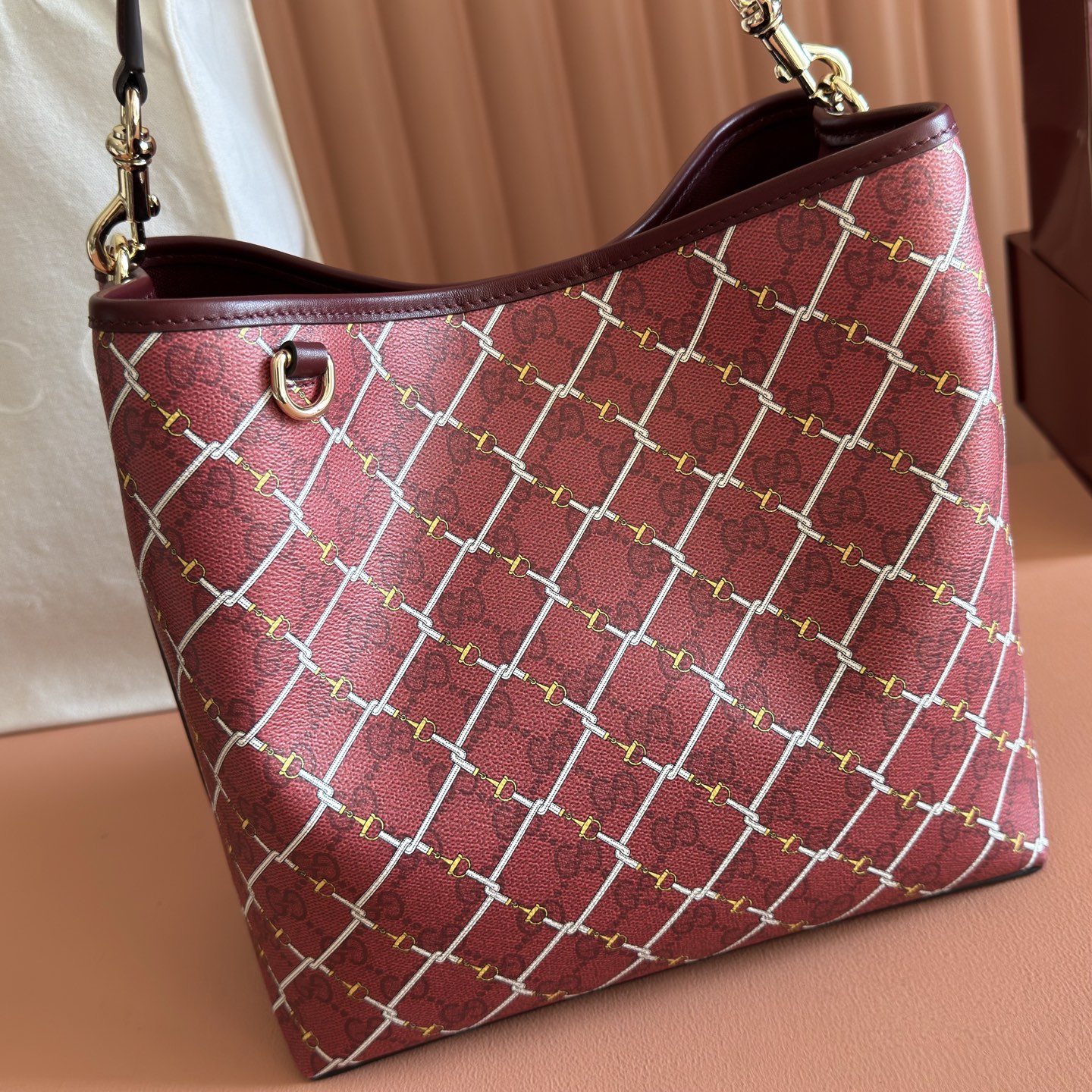 Gucci Bucket Bag Gold M-l