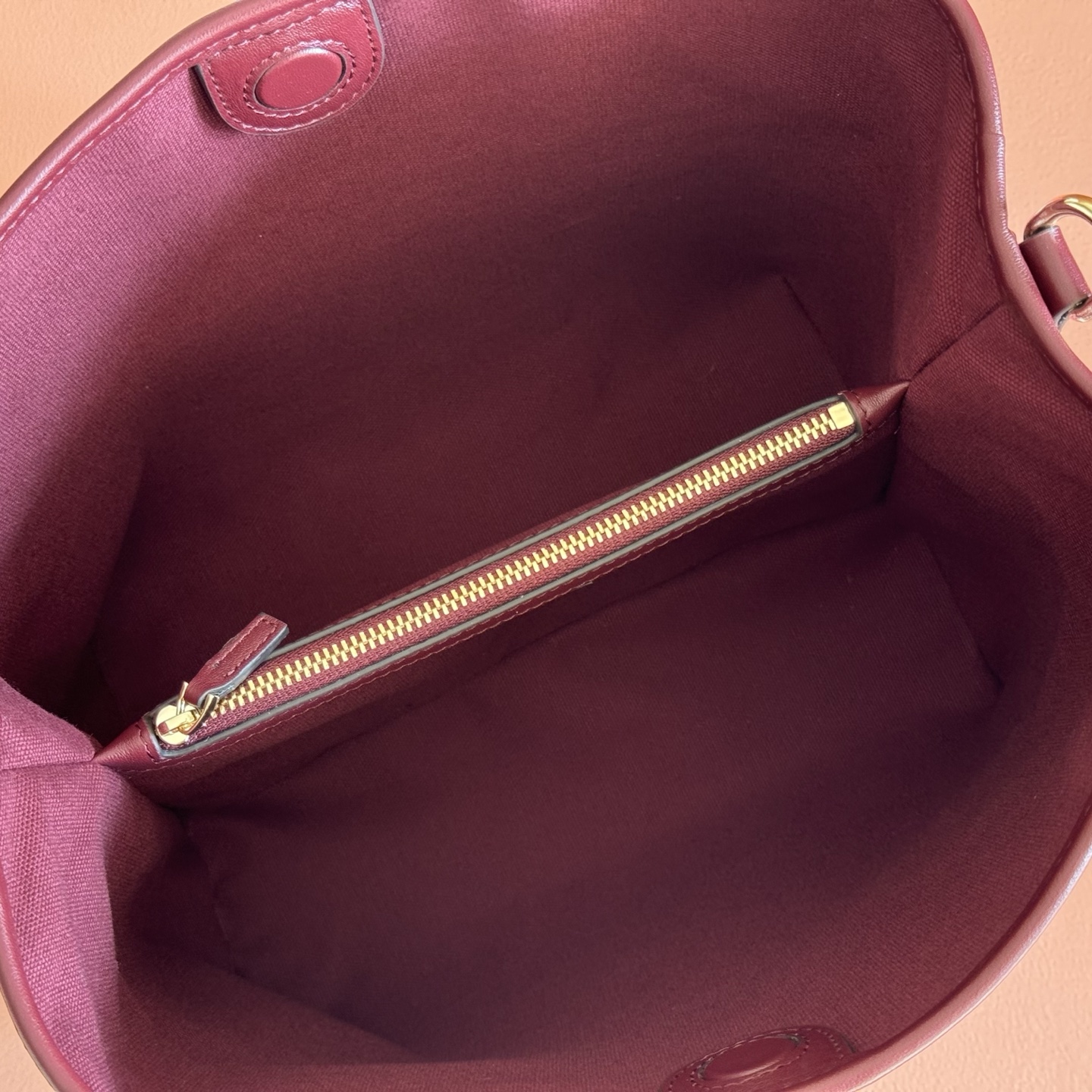 Gucci Bucket Bag Gold M-l