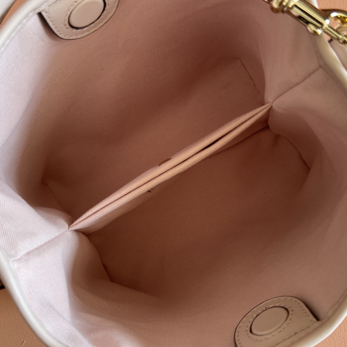 Gucci Bucket Bag Gold M-l