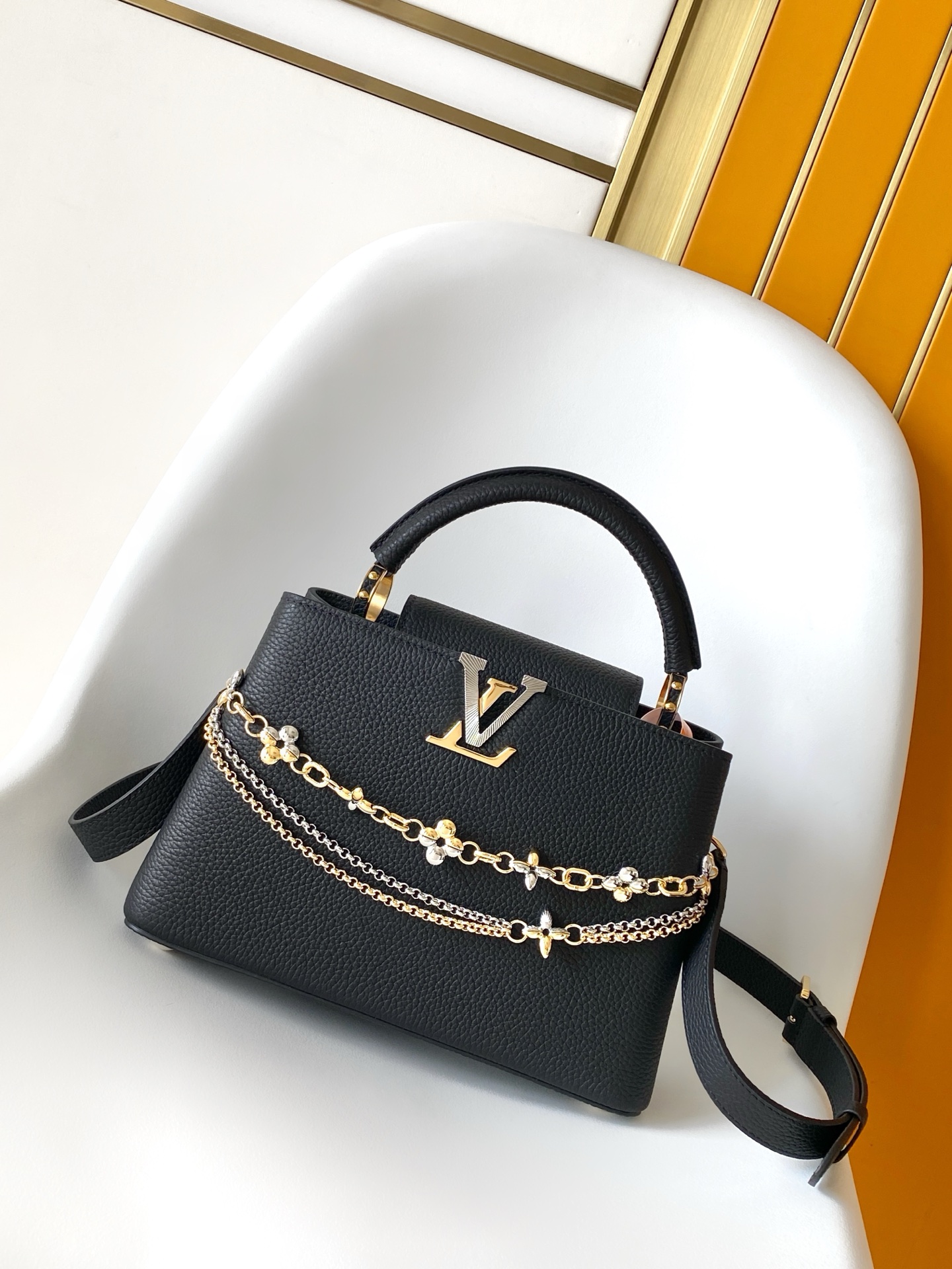 Louis Vuitton Basic Bag Cow Leather Black M-l-s
