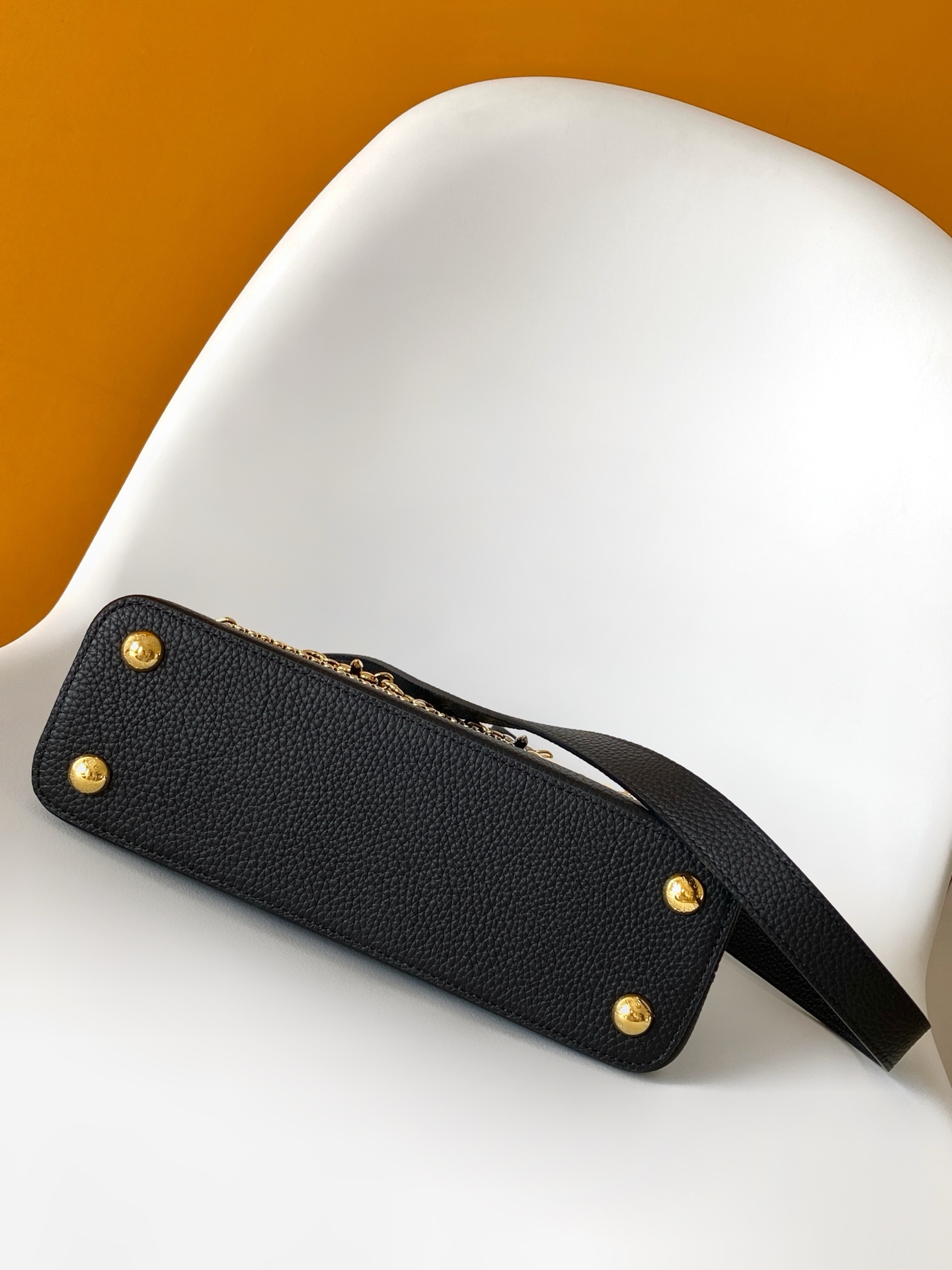 Louis Vuitton Basic Bag Cow Leather Black M-l-s