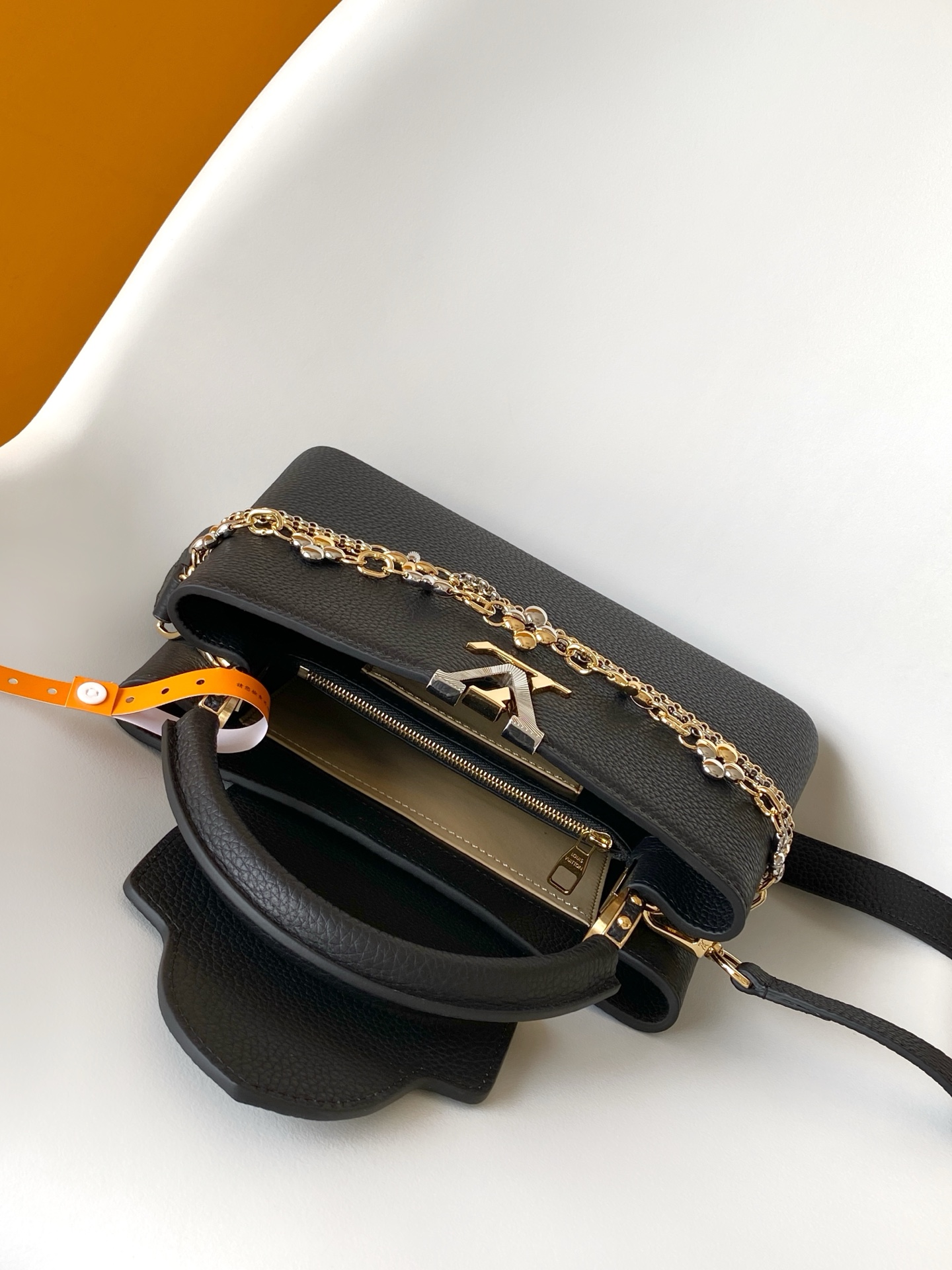 Louis Vuitton Basic Bag Cow Leather Black M-l-s