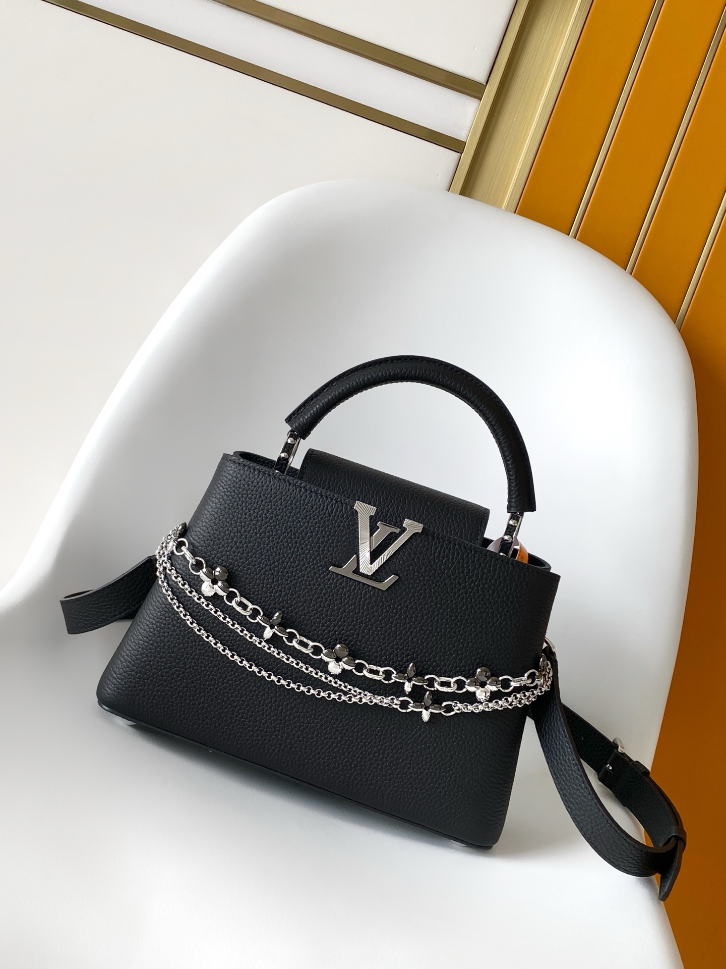 Louis Vuitton Basic Bag Cow Leather Black M-l-s