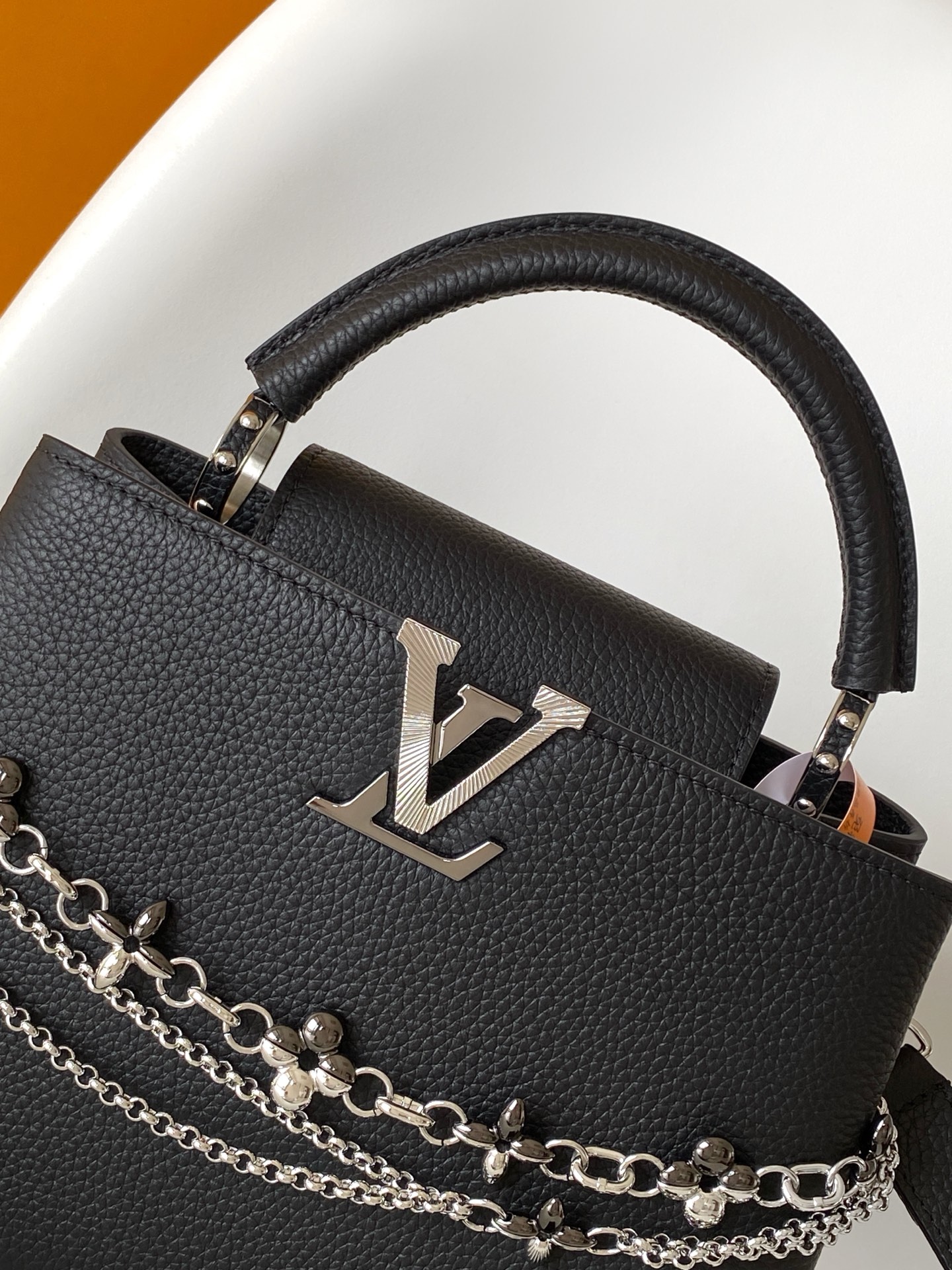 Louis Vuitton Basic Bag Cow Leather Black M-l-s