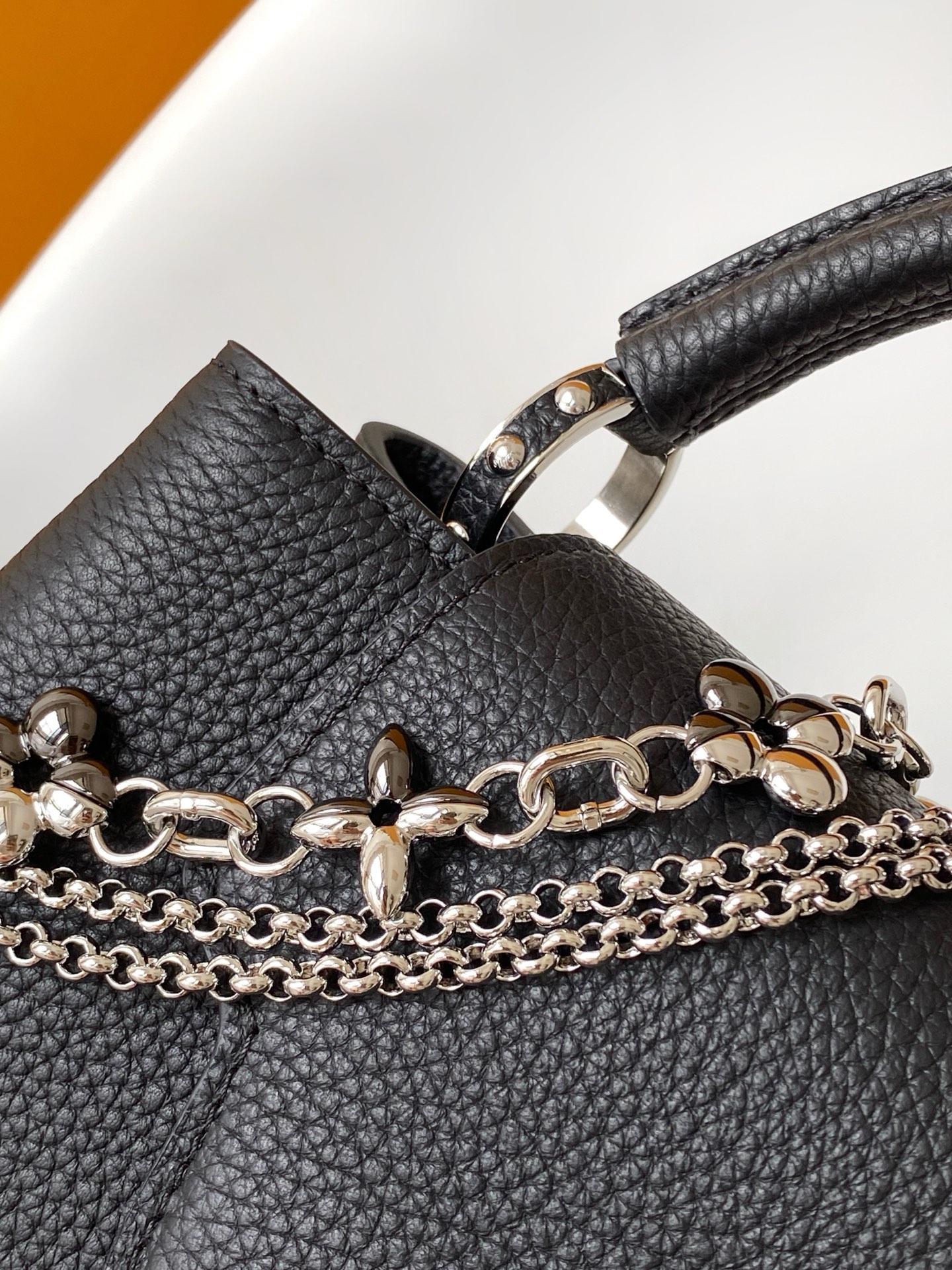 Louis Vuitton Basic Bag Cow Leather Black M-l-s