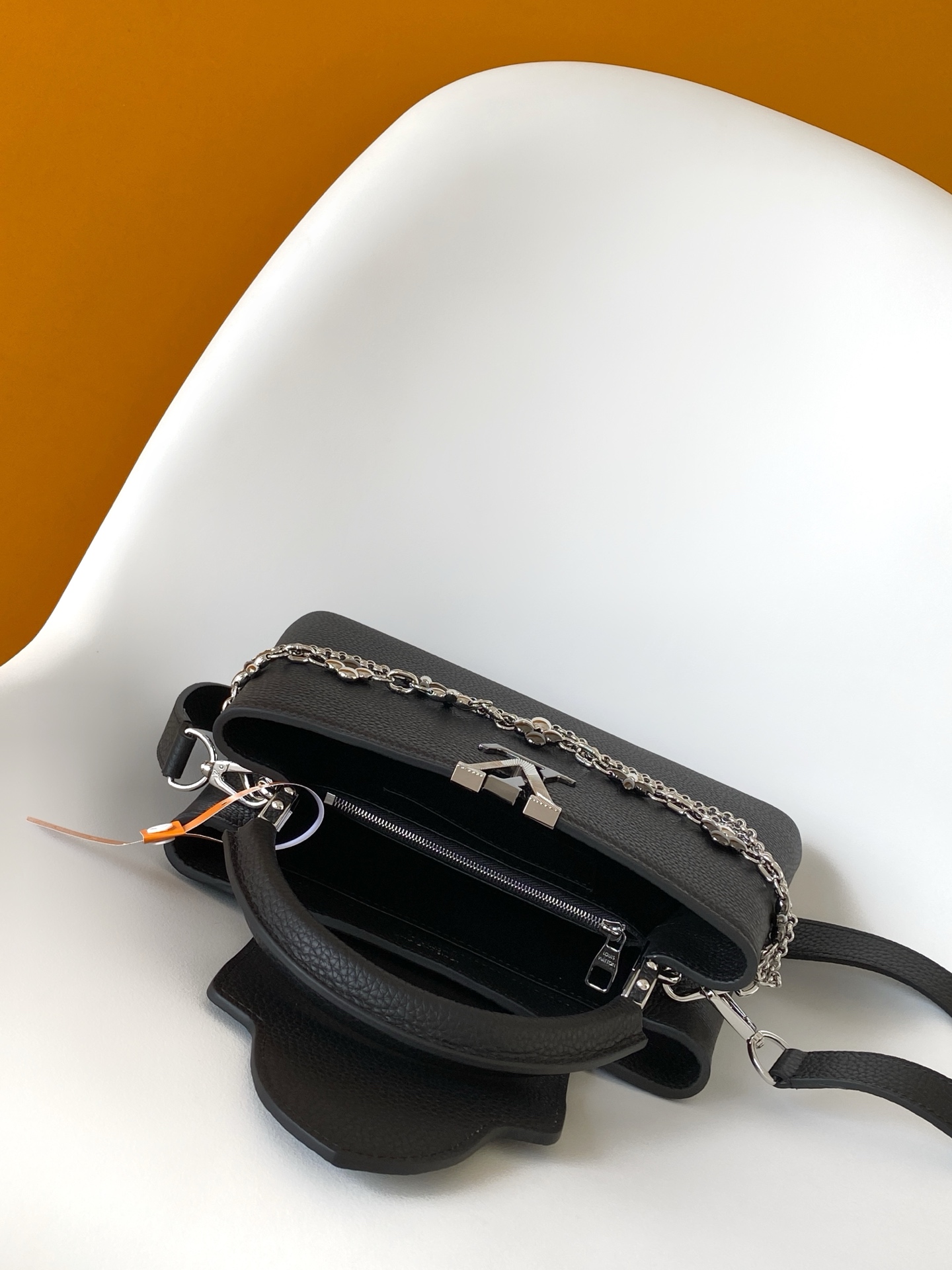 Louis Vuitton Basic Bag Cow Leather Black M-l-s