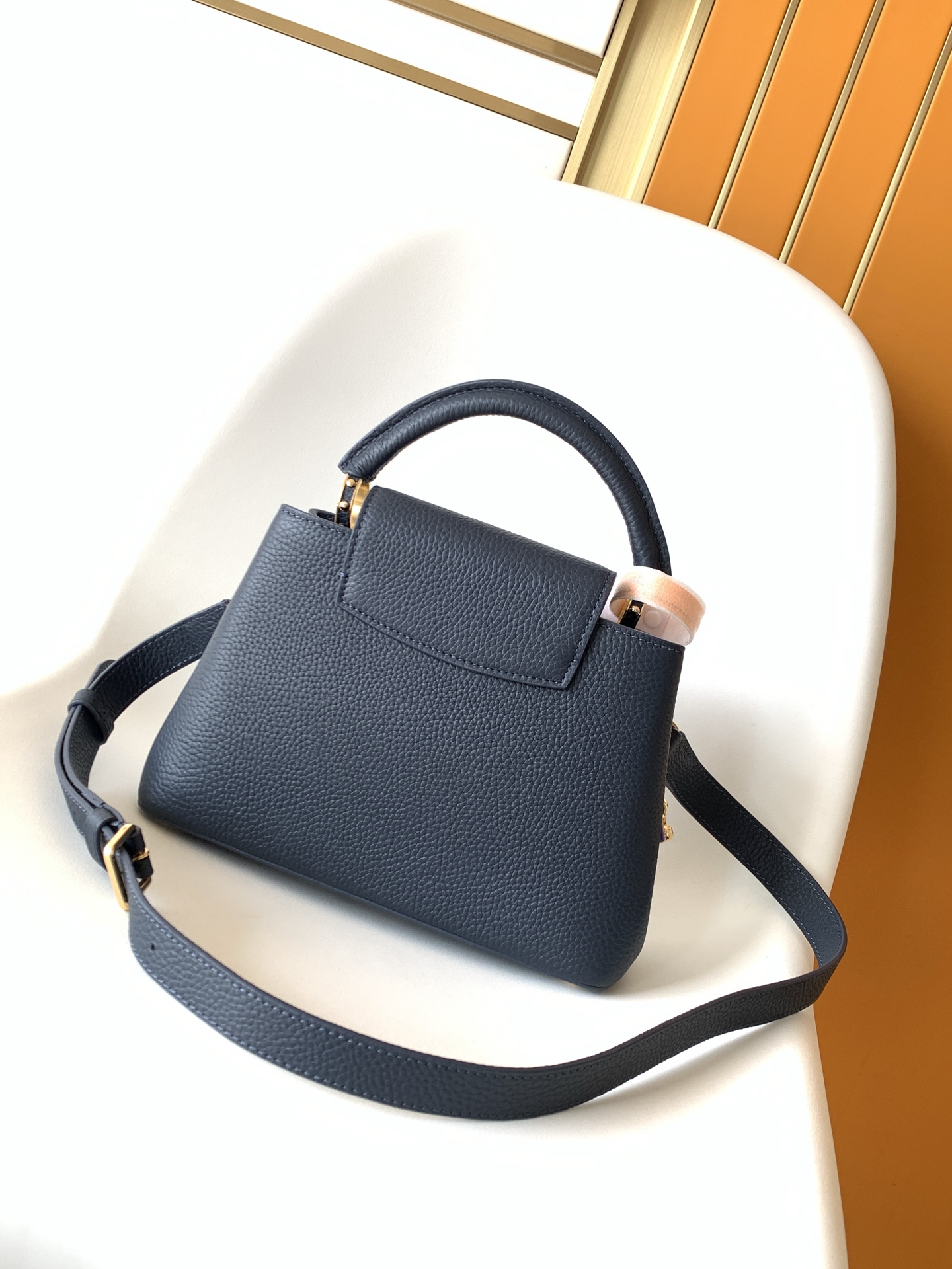 Louis Vuitton Basic Bag Cow Leather Black M-l-s