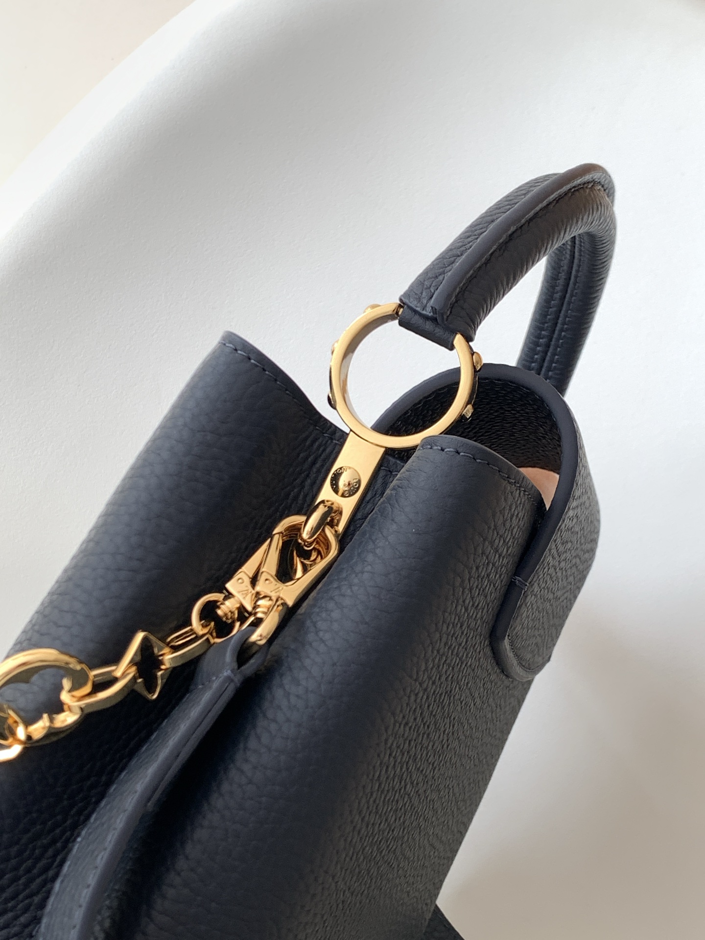 Louis Vuitton Basic Bag Cow Leather Black M-l-s