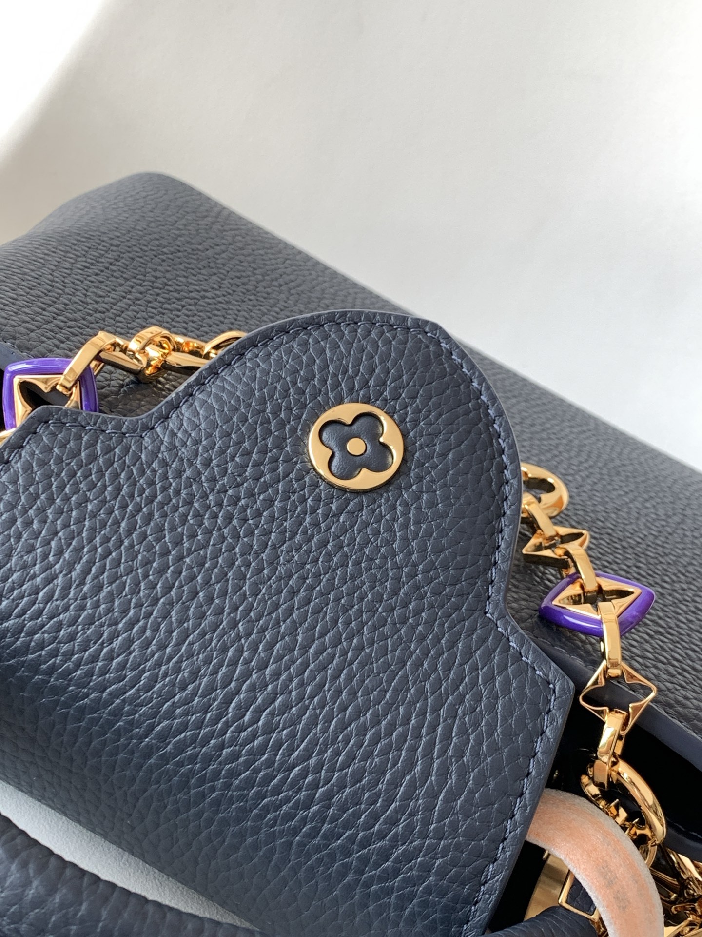 Louis Vuitton Basic Bag Cow Leather Black M-l-s