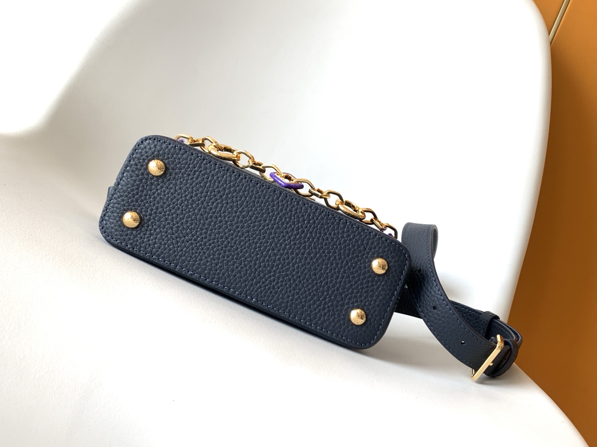 Louis Vuitton Basic Bag Cow Leather Black M-l-s