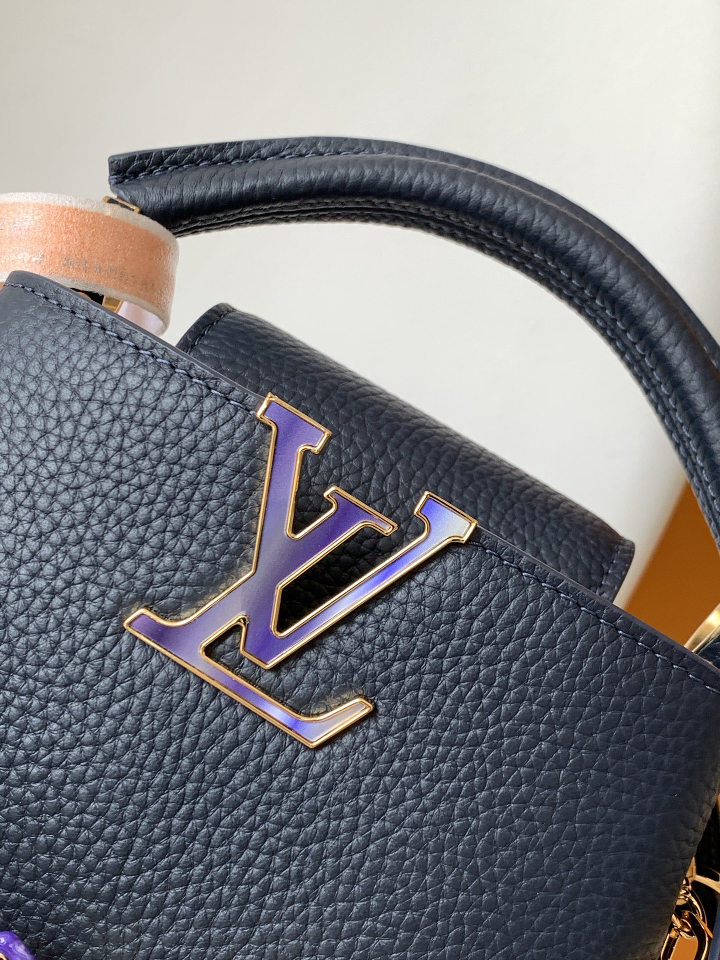 Louis Vuitton Basic Bag Cow Leather Black M-l-s