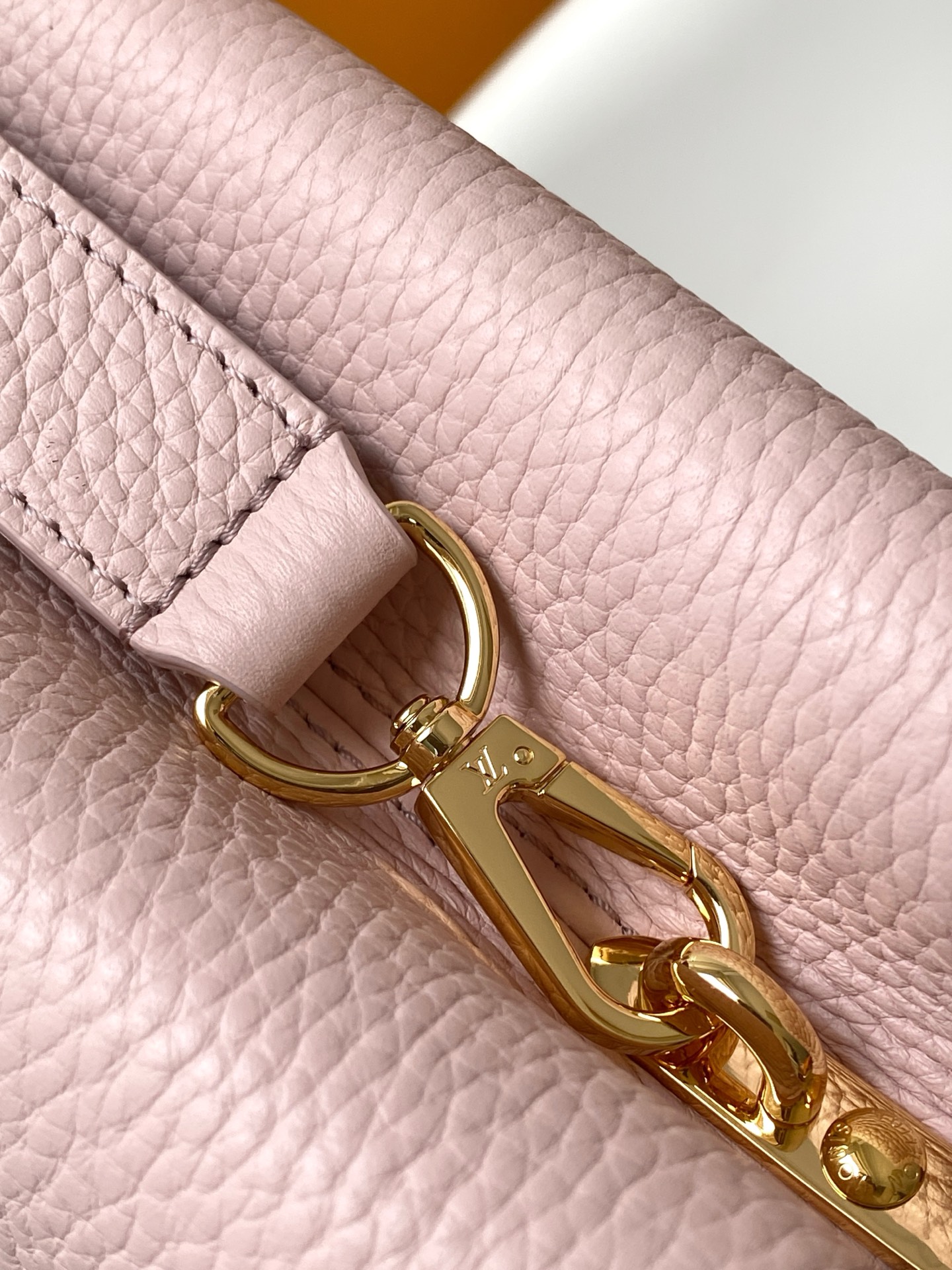 Louis Vuitton Basic Bag Cow Leather Black M-l-s