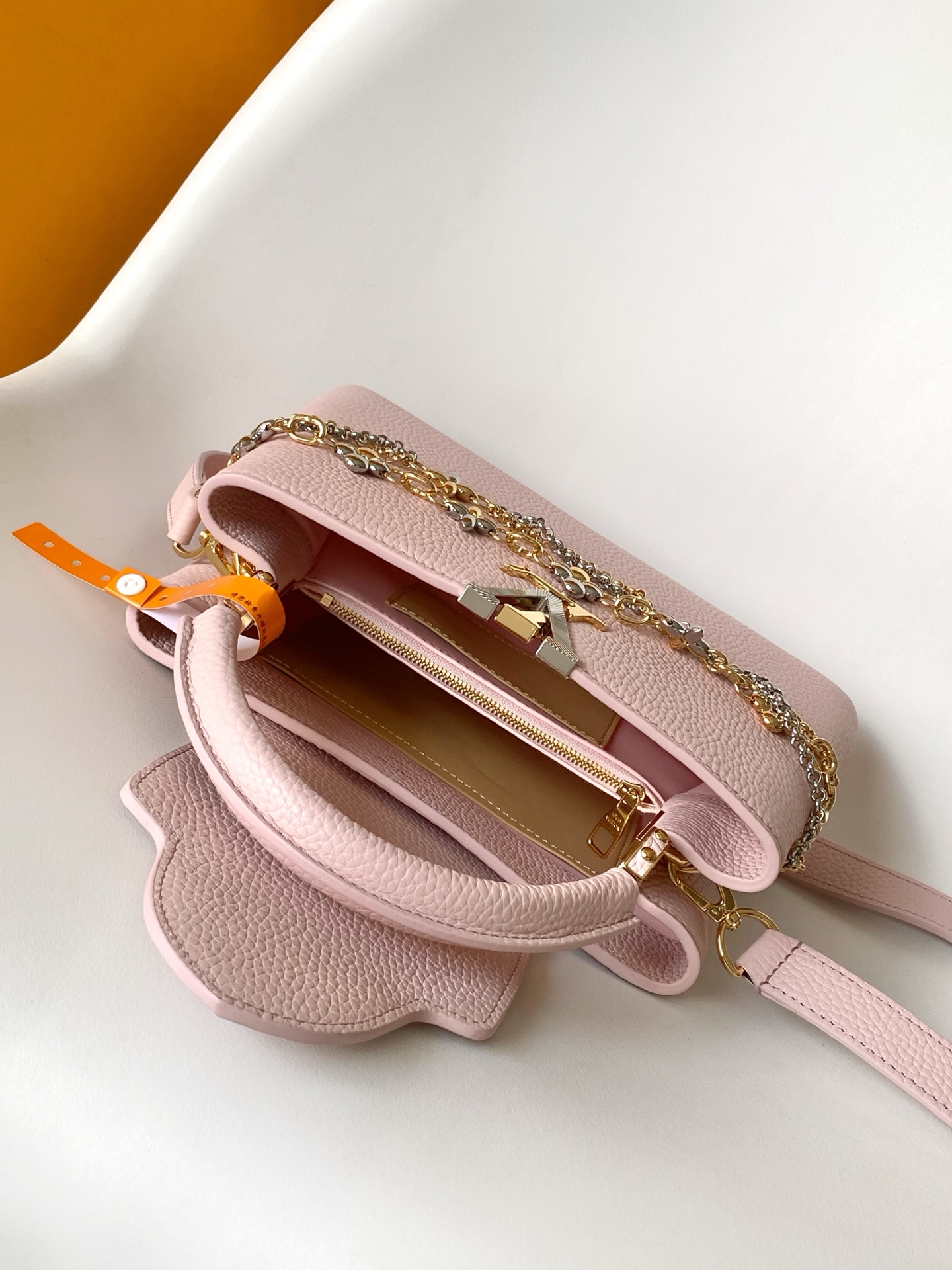 Louis Vuitton Basic Bag Cow Leather Black M-l-s