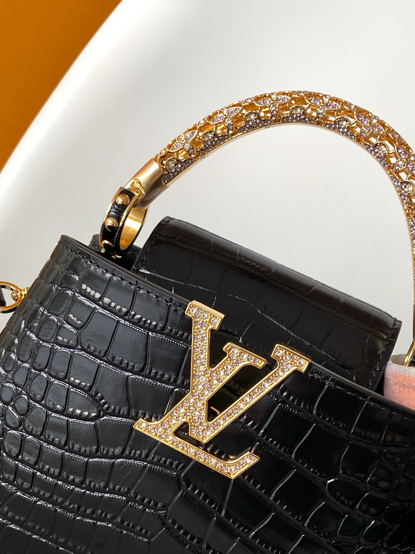 Louis Vuitton Basic Bag Cow Leather Black M-l-s